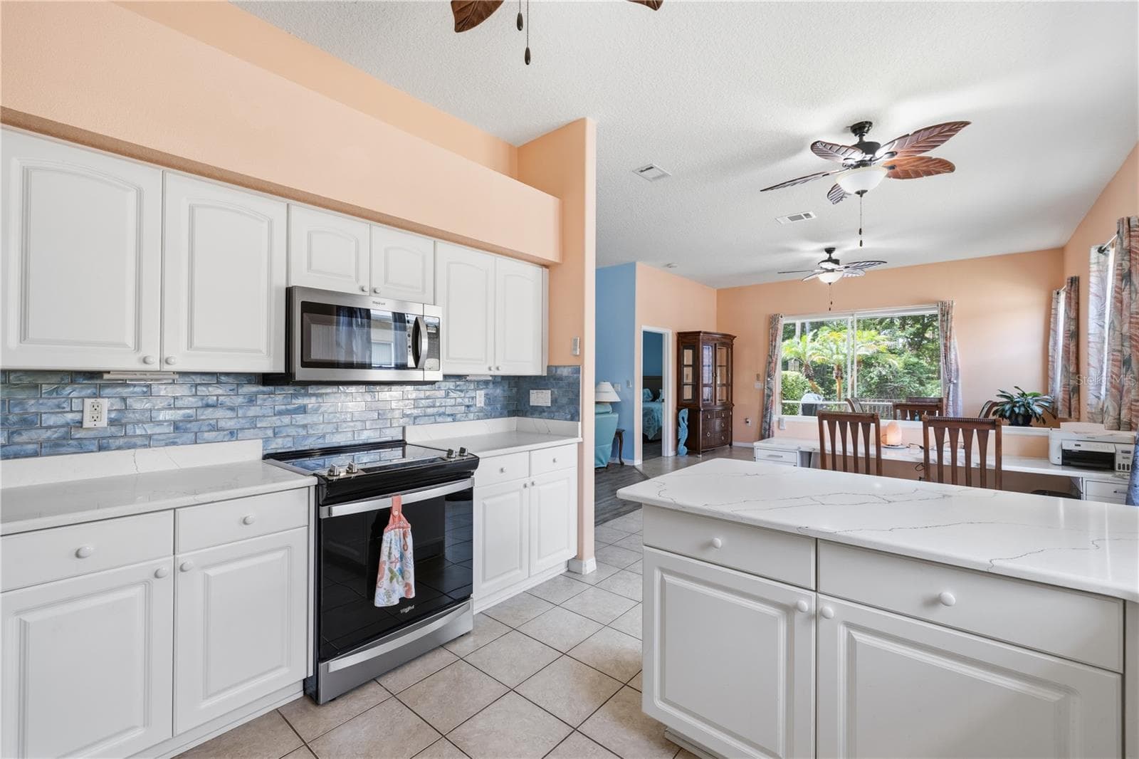 Single Family Residence at 11501 BLOOMINGTON CT, NEW PORT RICHEY, photo 13 of 53