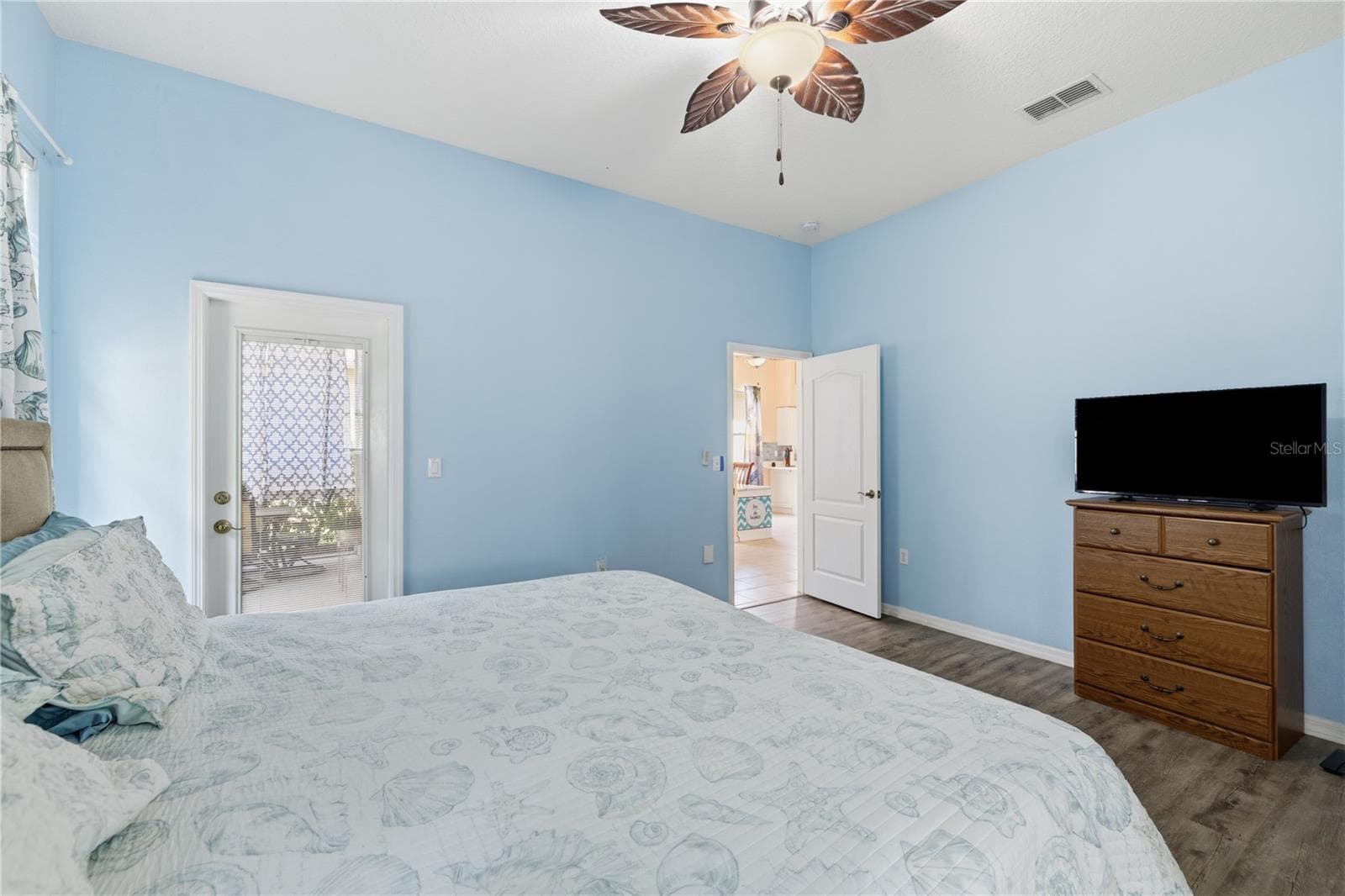 Single Family Residence at 11501 BLOOMINGTON CT, NEW PORT RICHEY, photo 18 of 53