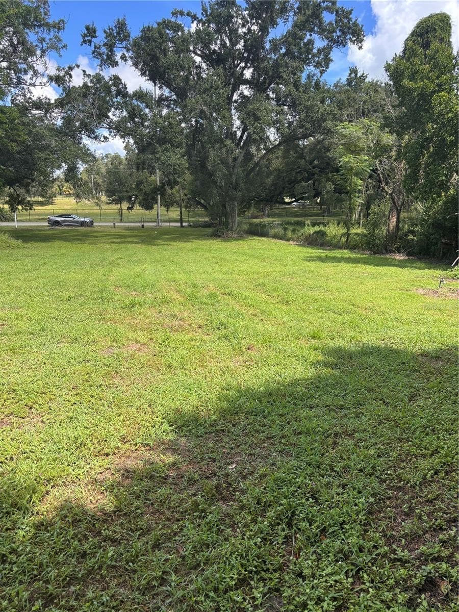 Facing Street - 4619 E LAKE AVE, TAMPA
