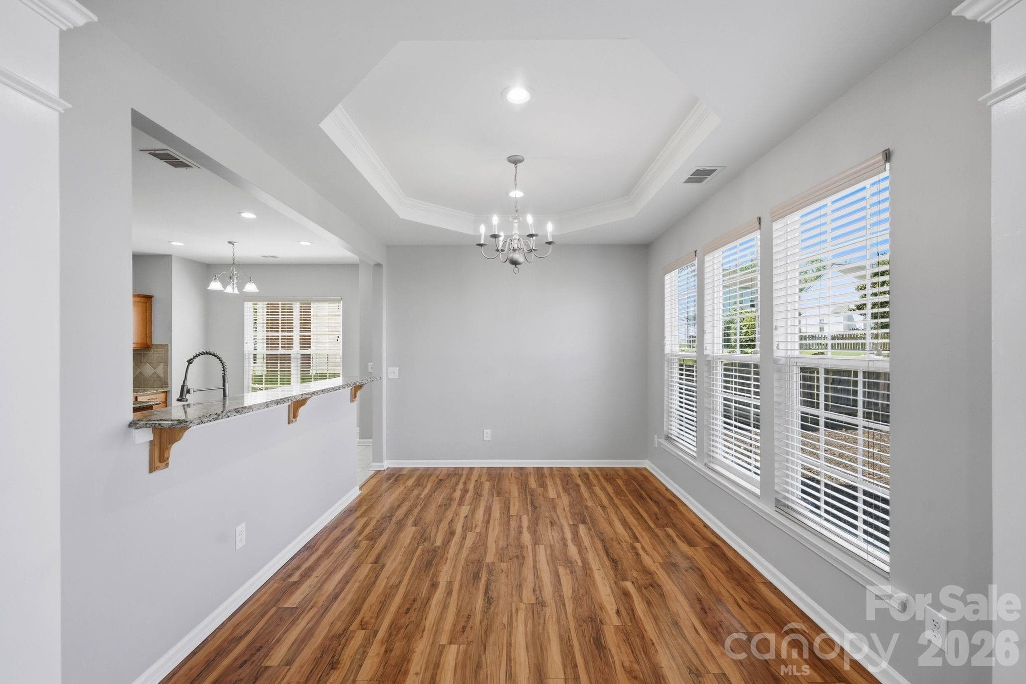 Single Family Residence at 11239 Cypress View Drive, Charlotte, photo 8 of 27