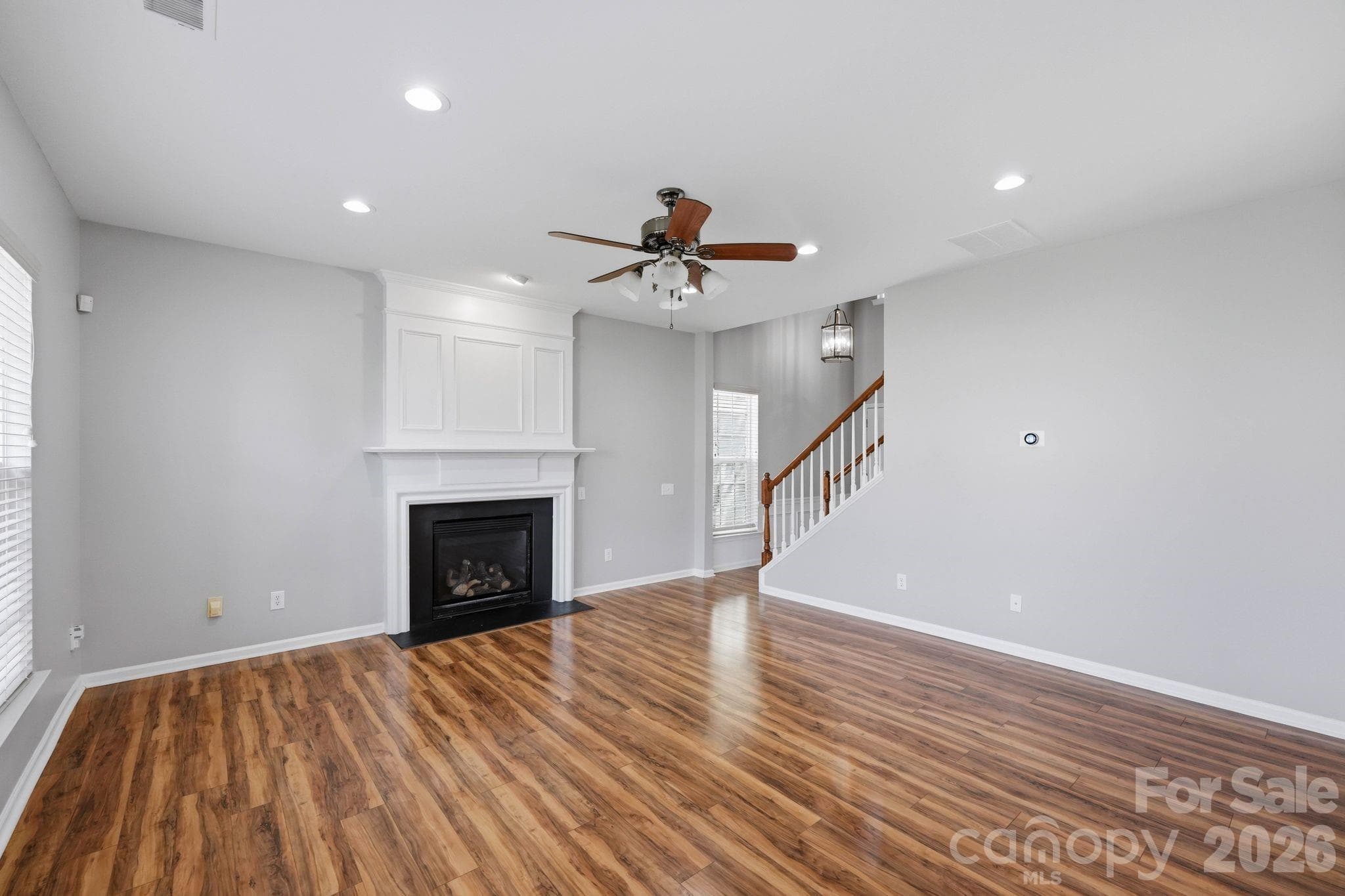 Single Family Residence at 11239 Cypress View Drive, Charlotte, photo 10 of 27