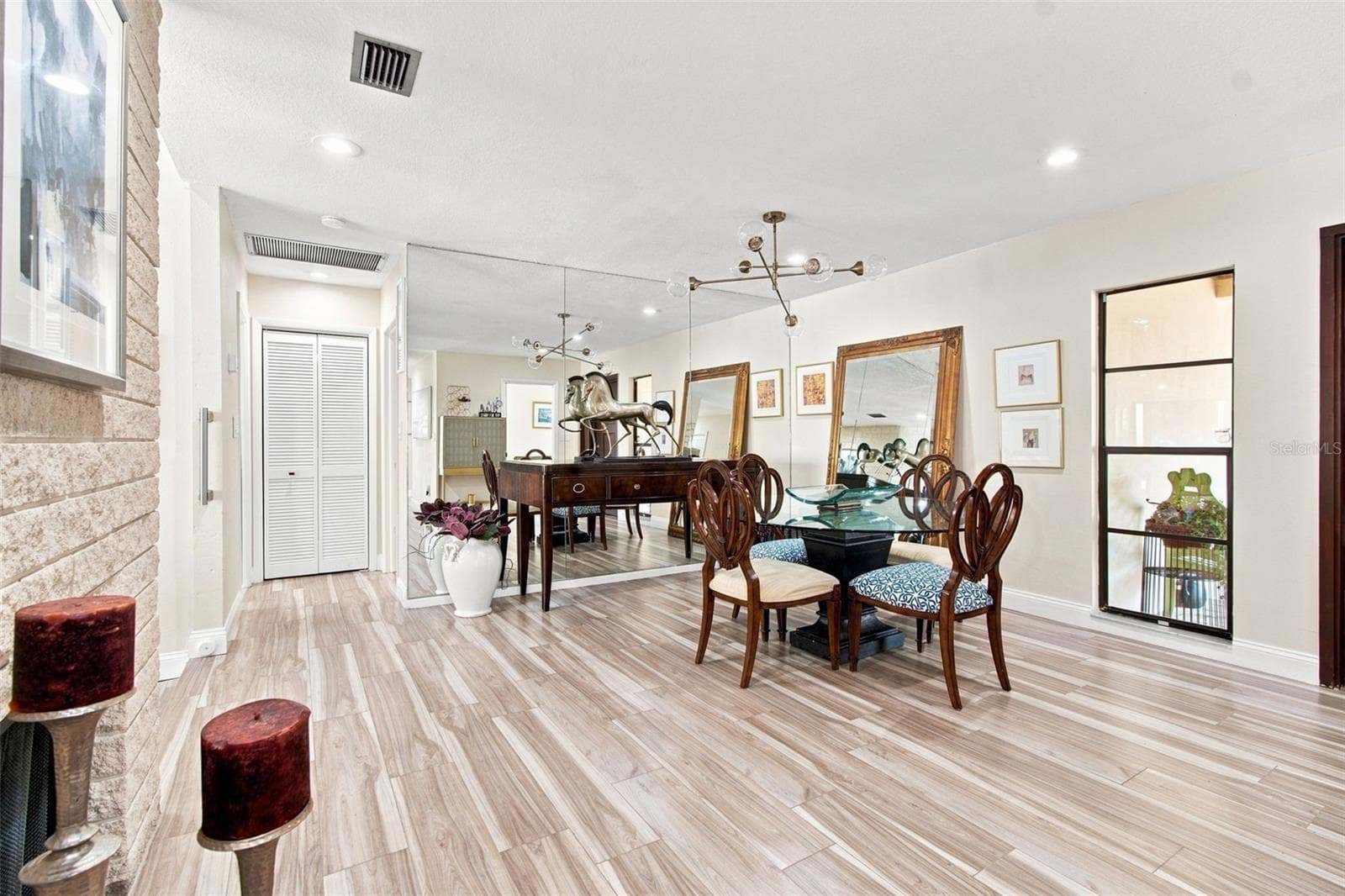 Single Family Residence at 5005 PALOMA DR, TAMPA, photo 16 of 89