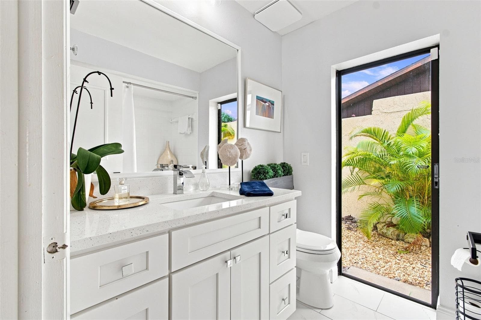 Single Family Residence at 5005 PALOMA DR, TAMPA, photo 51 of 89
