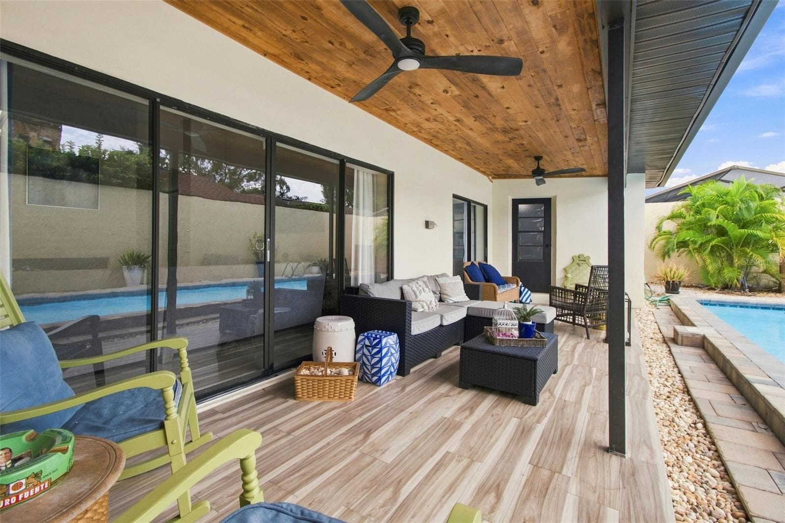 Single Family Residence at 5005 PALOMA DR, TAMPA, photo 61 of 89