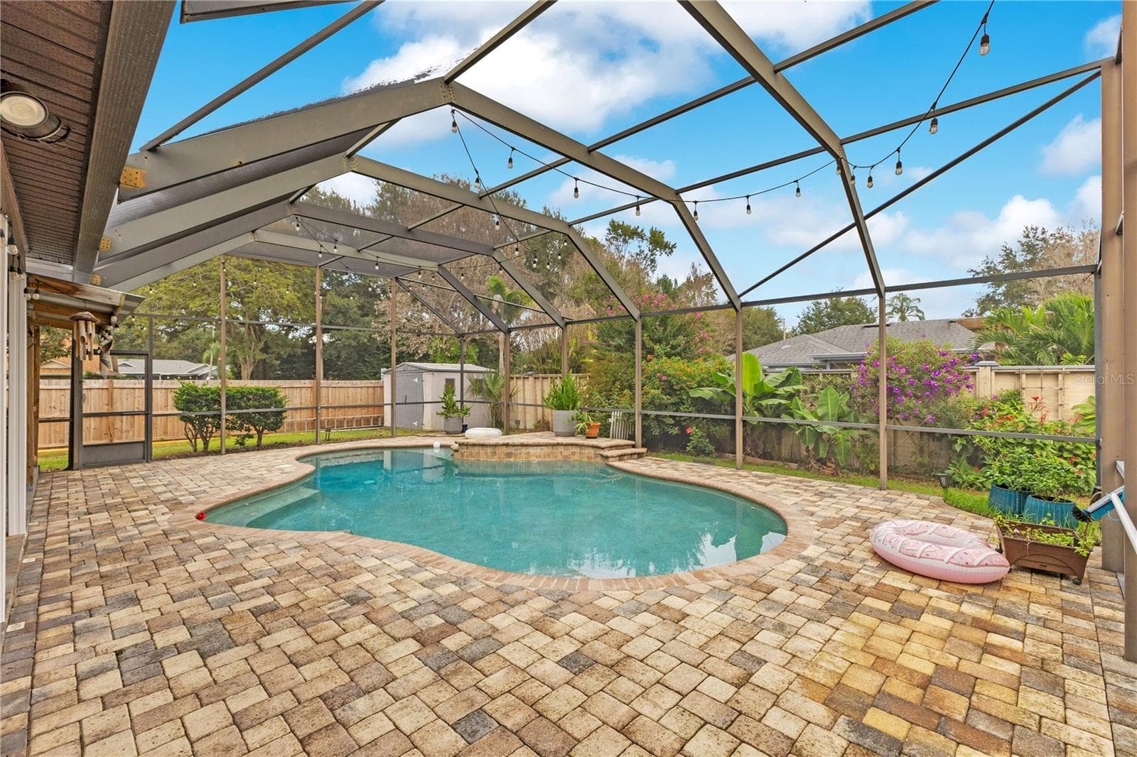 Single Family Residence at 6605 CITRUS VALLEY DR, BELLE ISLE, photo 2 of 49