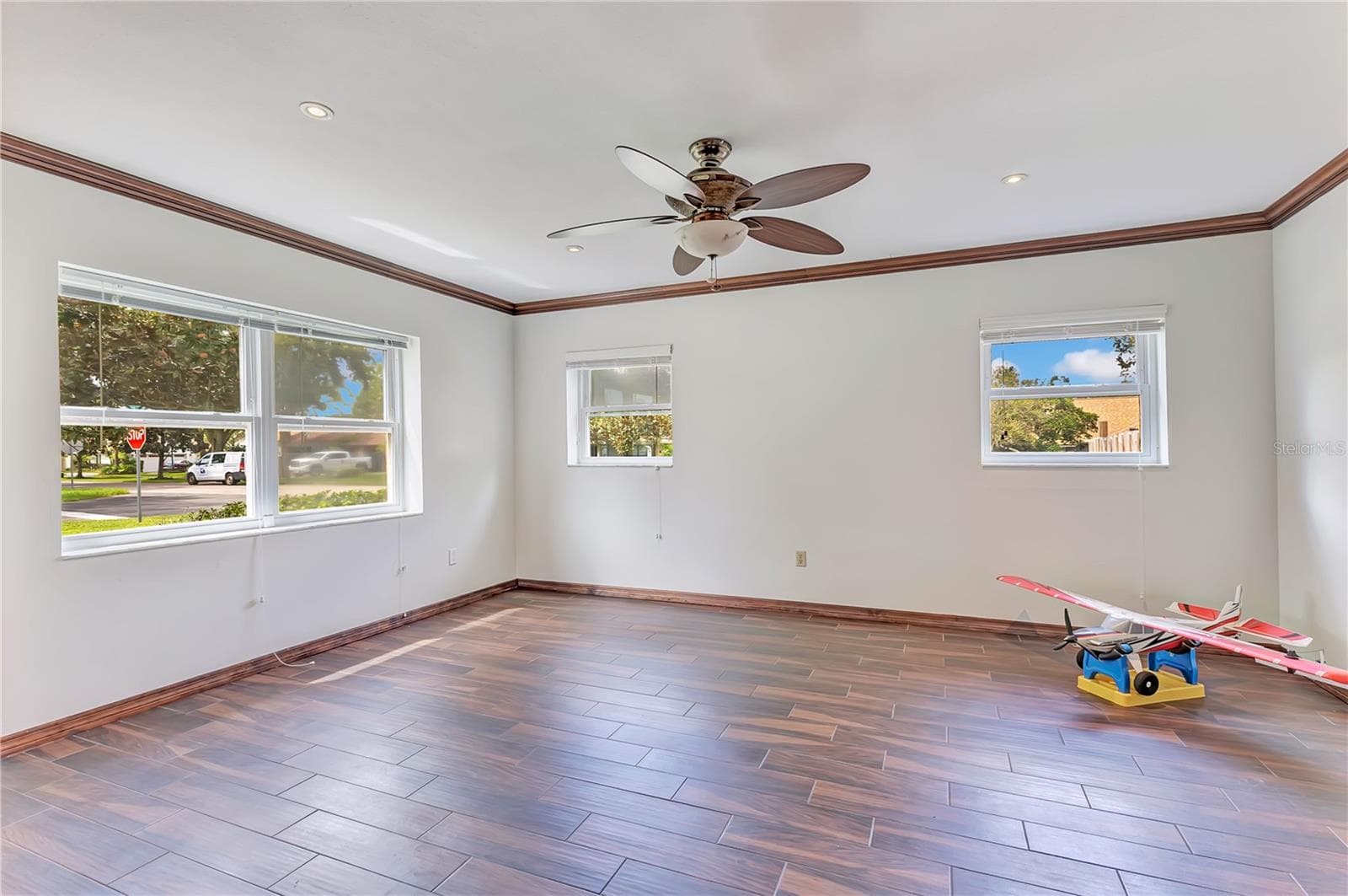 Single Family Residence at 6605 CITRUS VALLEY DR, BELLE ISLE, photo 22 of 49