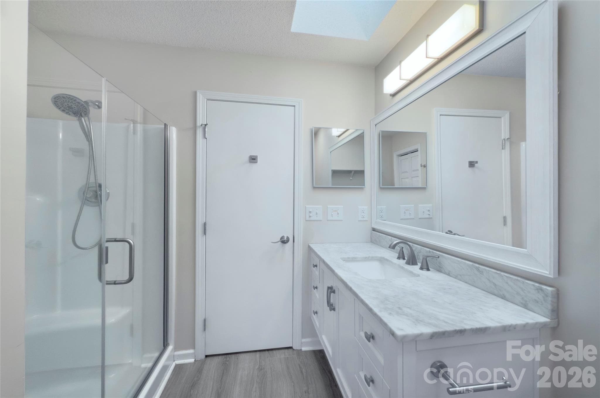 Primary Bedroom Ensuite - 960 Middle Connestee Trail, Brevard