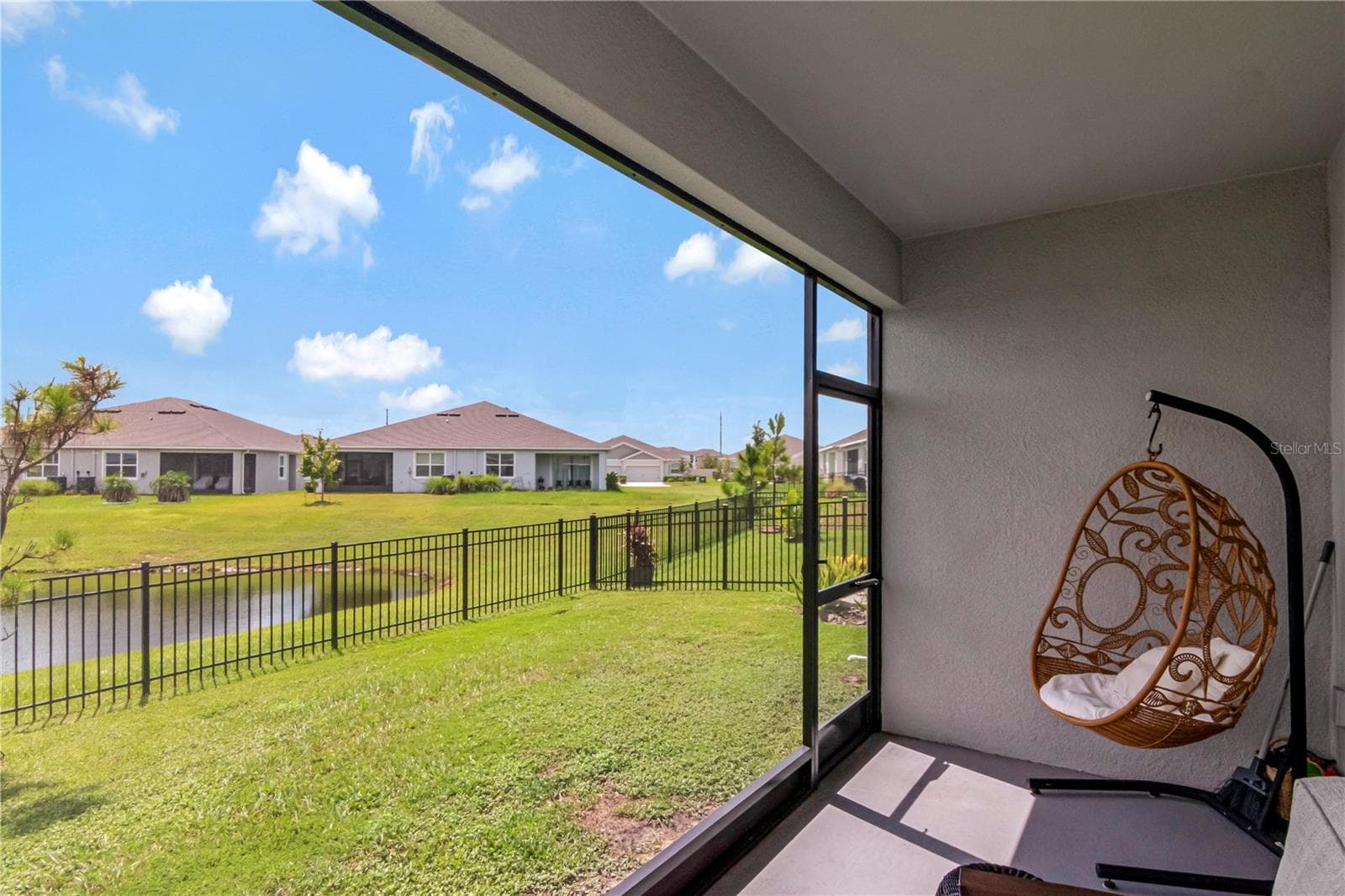 Villa at 8556 BOLD CYPRESS LN, WESLEY CHAPEL, photo 4 of 47