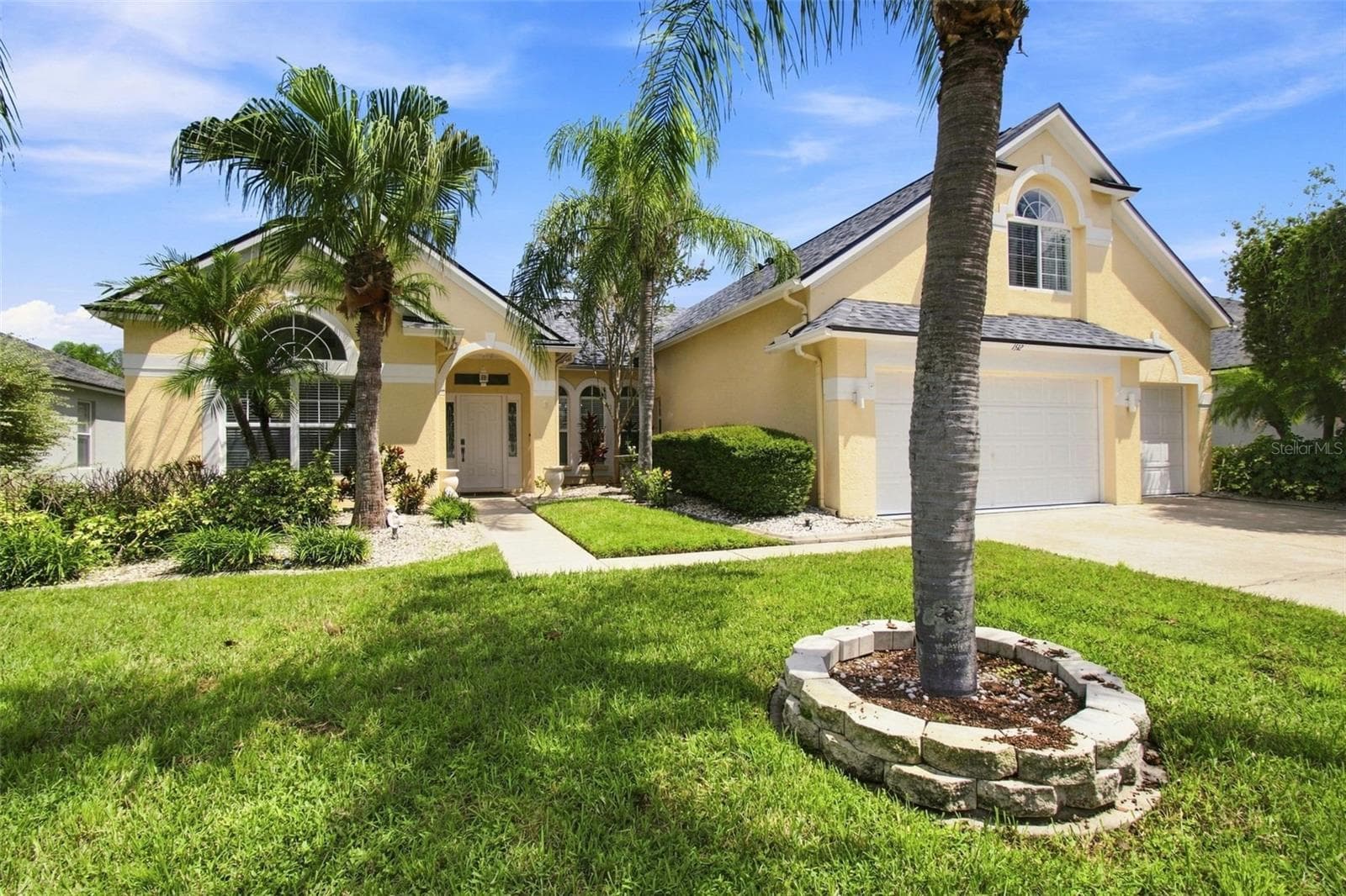 Single Family Residence at 1512 CROOKED STICK DR, VALRICO, photo 2 of 87
