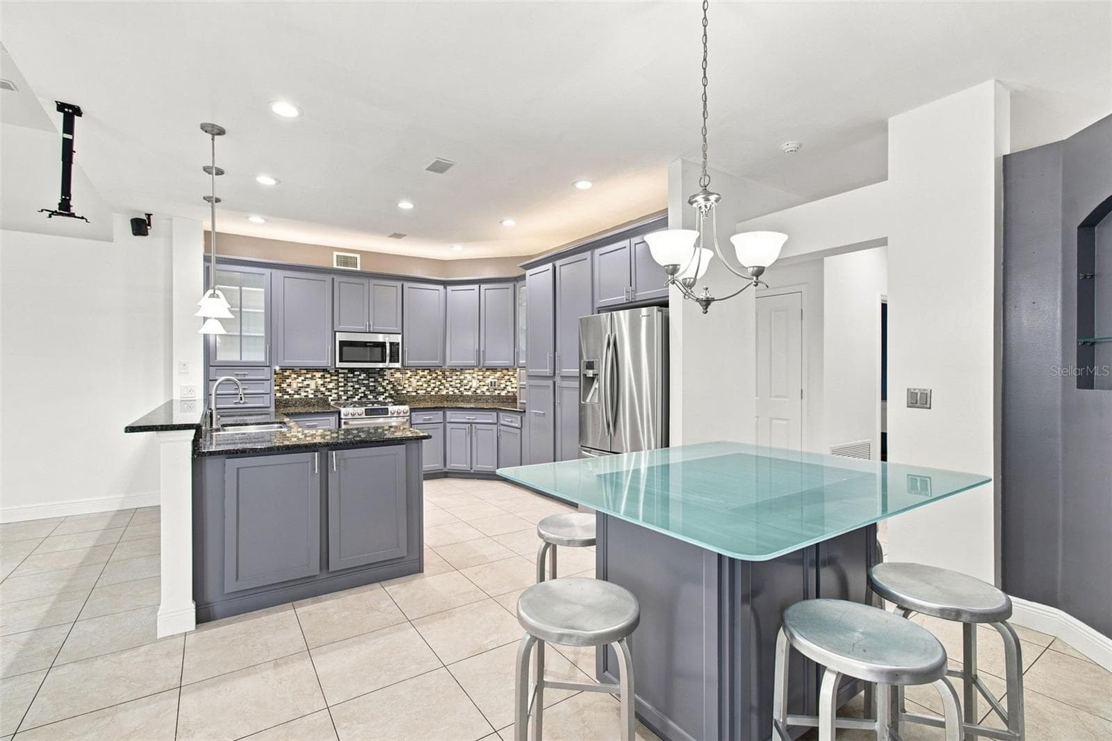 Single Family Residence at 1512 CROOKED STICK DR, VALRICO, photo 25 of 87