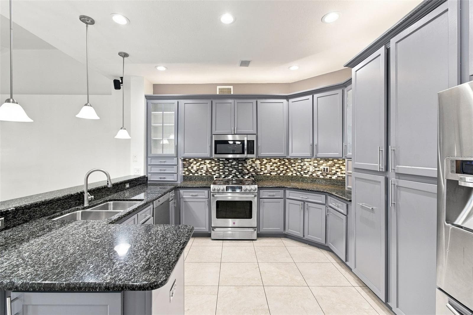 Single Family Residence at 1512 CROOKED STICK DR, VALRICO, photo 32 of 87