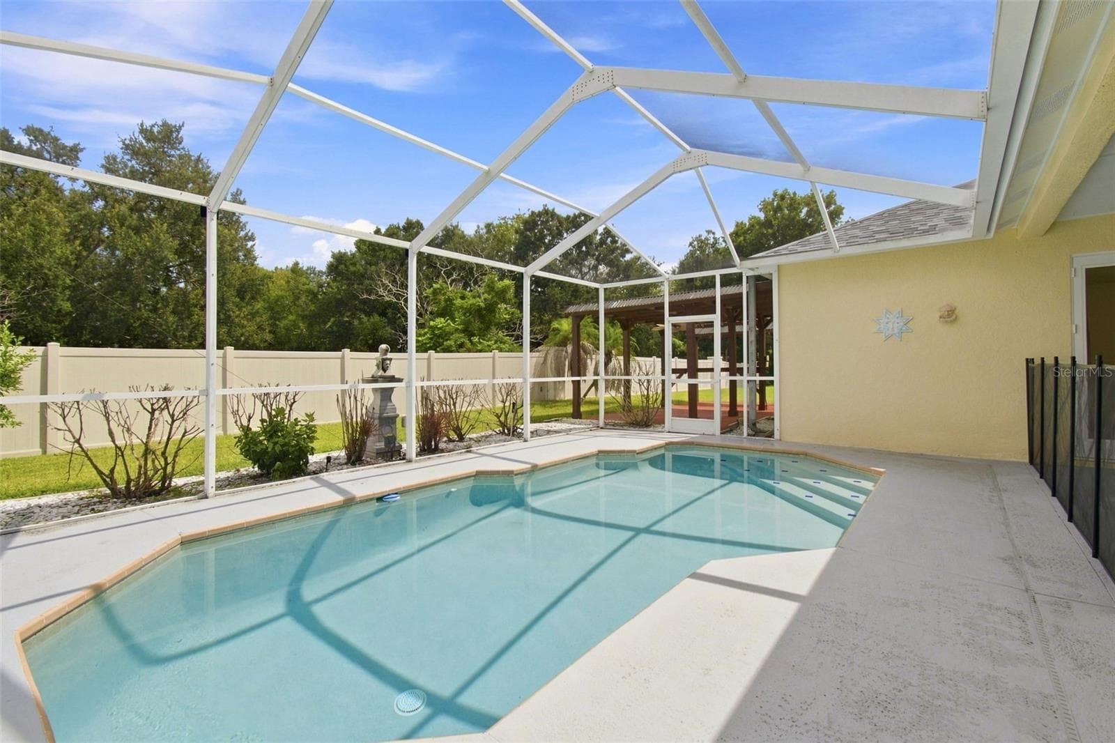 Single Family Residence at 1512 CROOKED STICK DR, VALRICO, photo 68 of 87