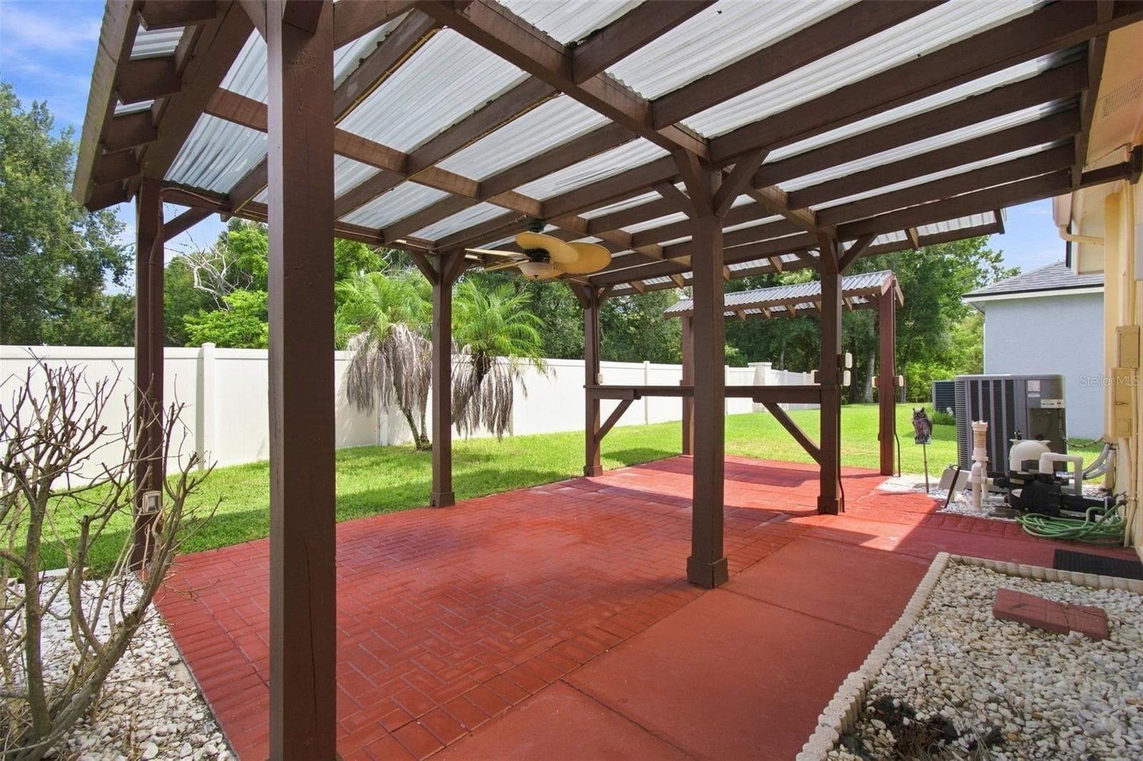Single Family Residence at 1512 CROOKED STICK DR, VALRICO, photo 69 of 87