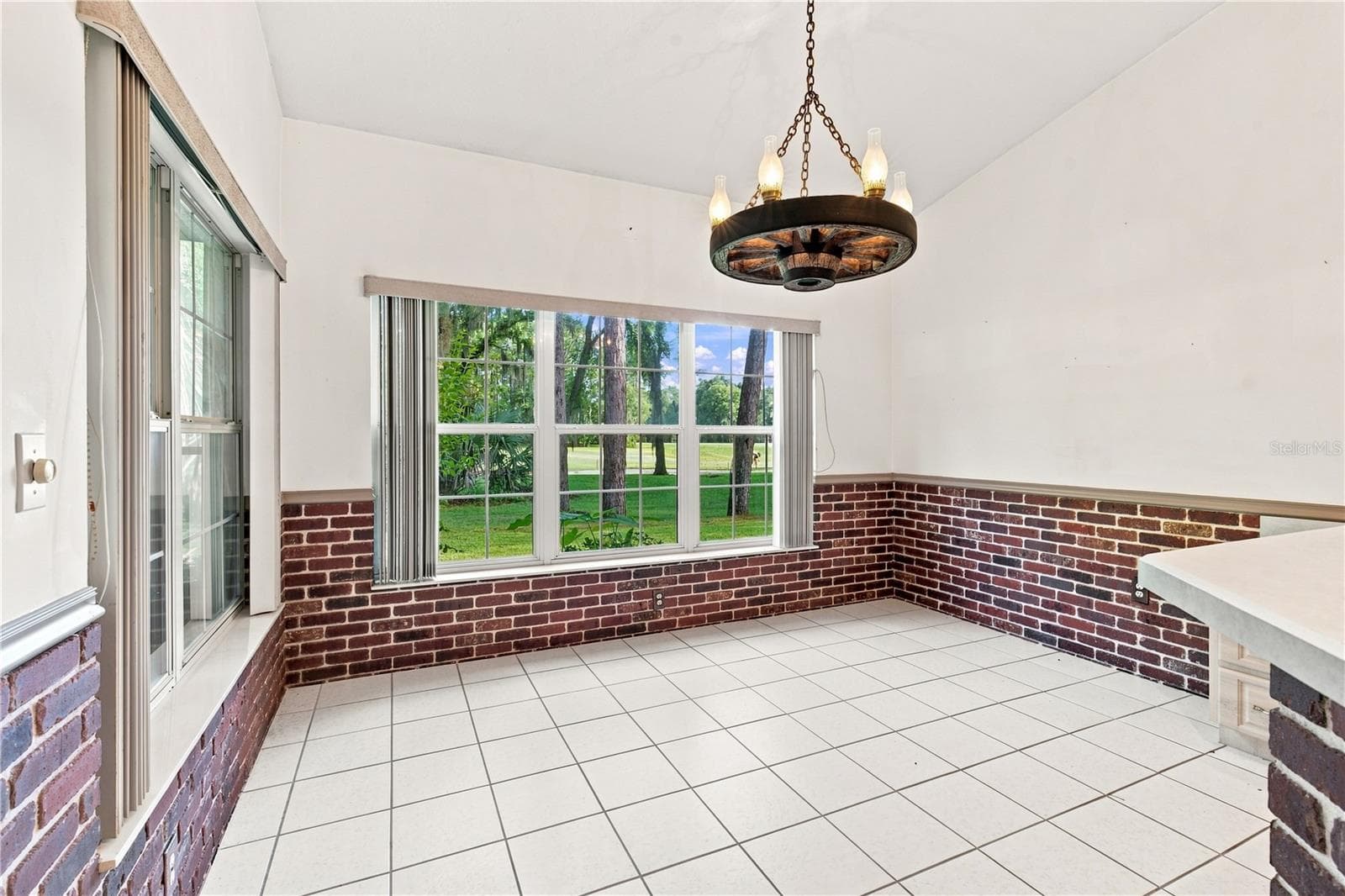 Single Family Residence at 11585 SW 72ND CIR, OCALA, photo 7 of 34