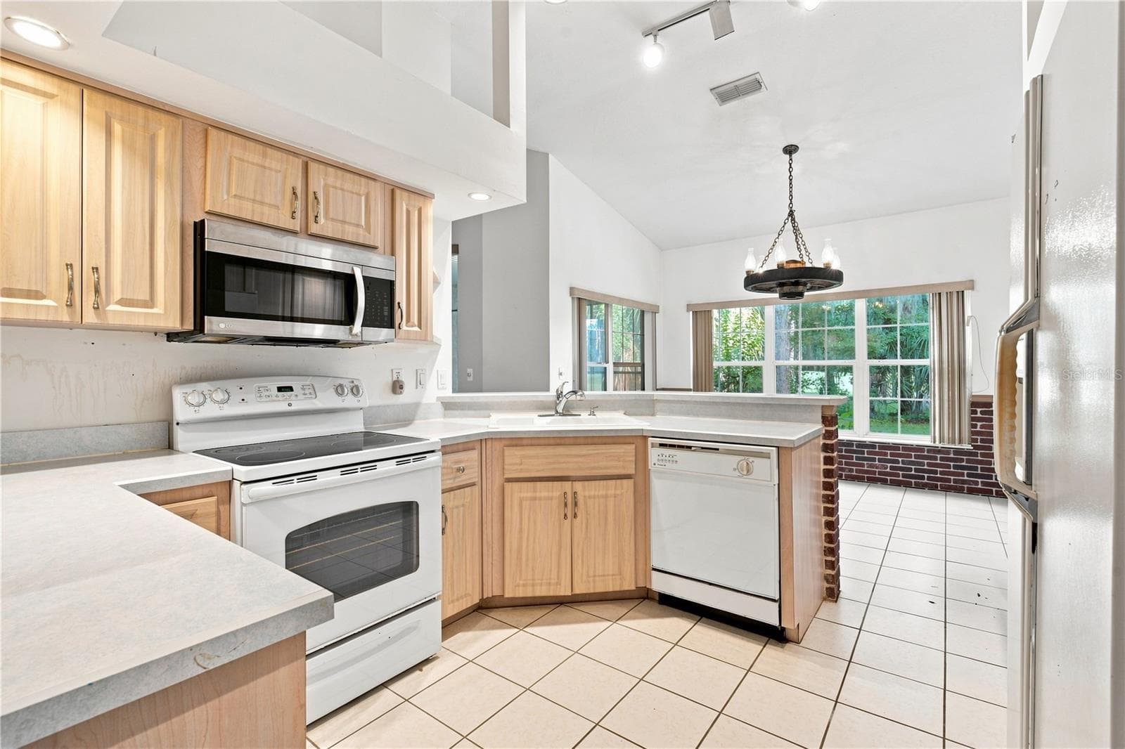 Single Family Residence at 11585 SW 72ND CIR, OCALA, photo 15 of 34