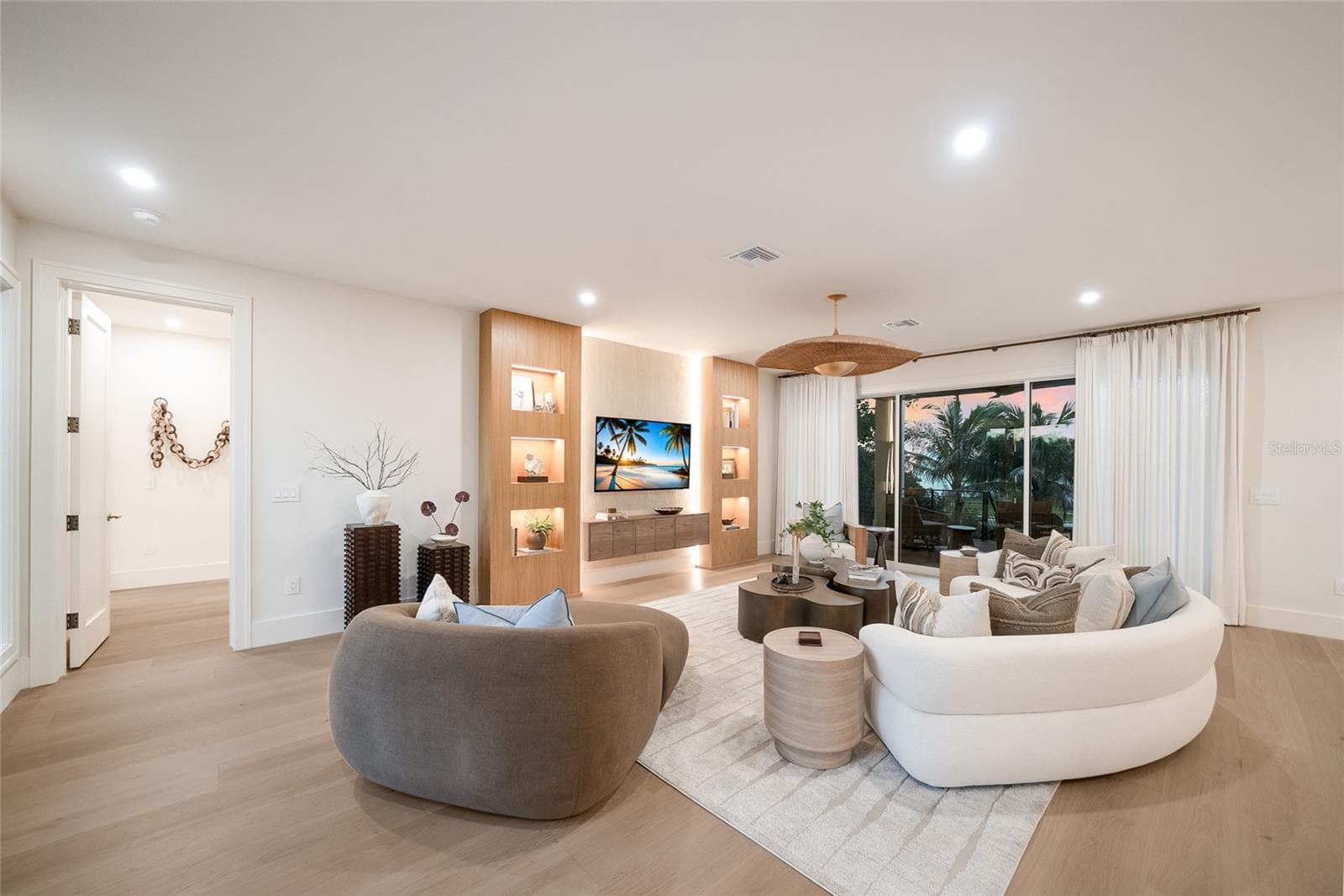 Single Family Residence at 242 LAKEVIEW DR, ANNA MARIA, photo 14 of 90