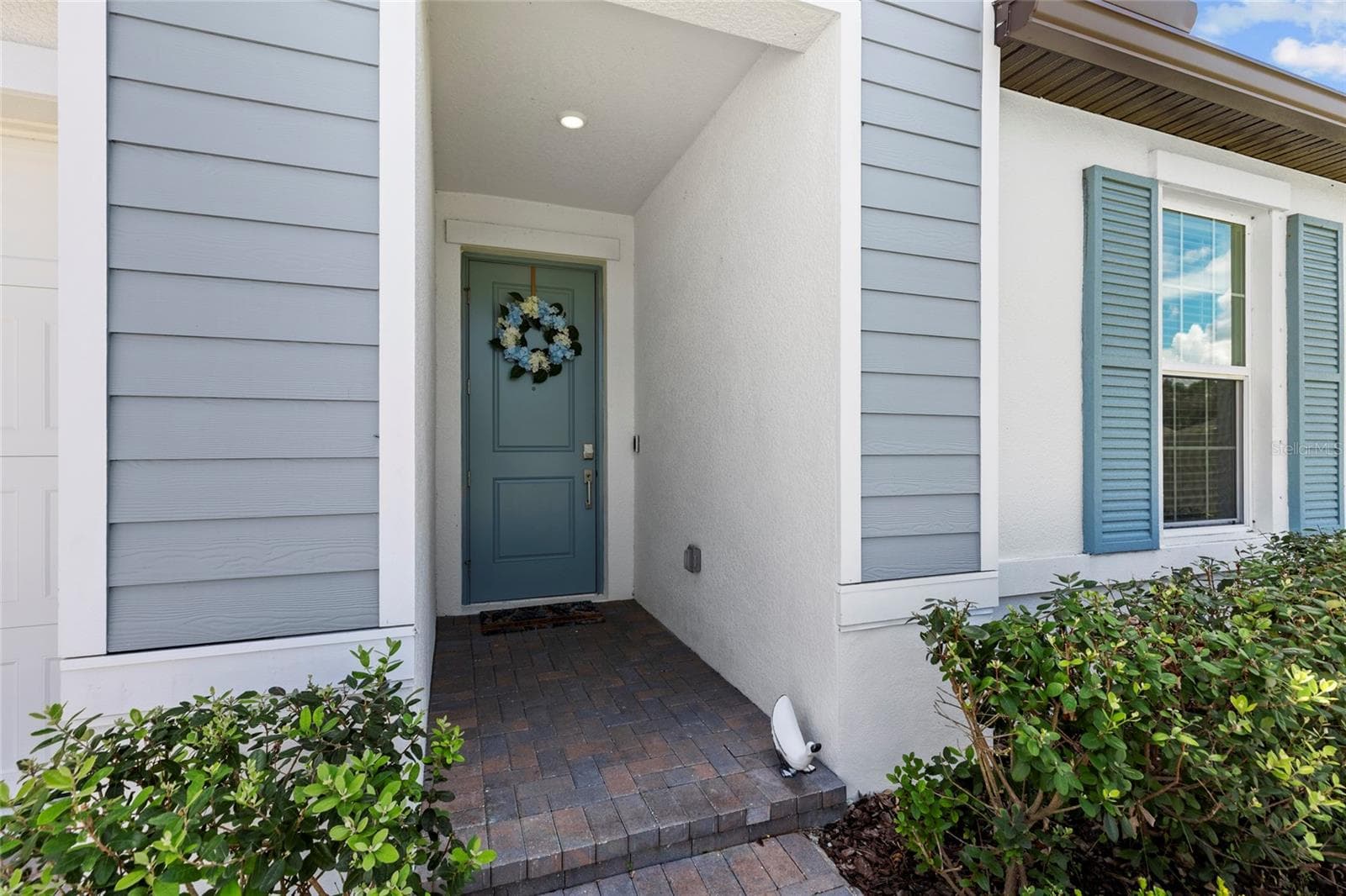 Single Family Residence at 18286 SERENE LAKE LOOP, LUTZ, photo 5 of 48