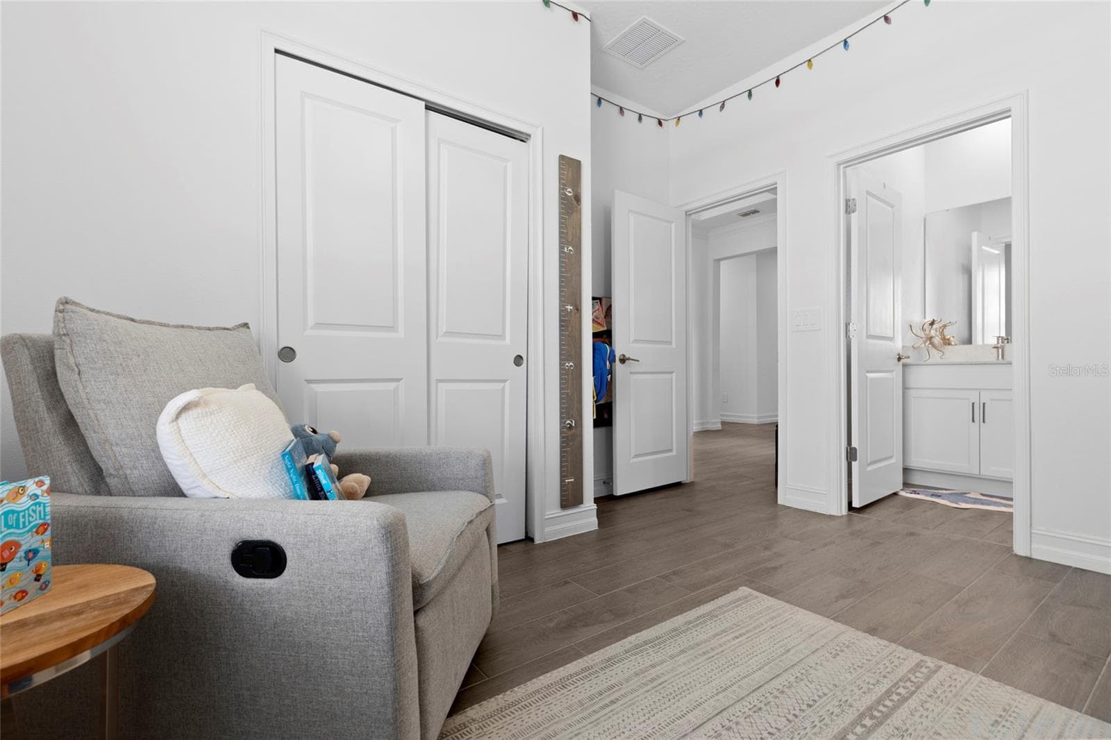 Single Family Residence at 18286 SERENE LAKE LOOP, LUTZ, photo 9 of 48