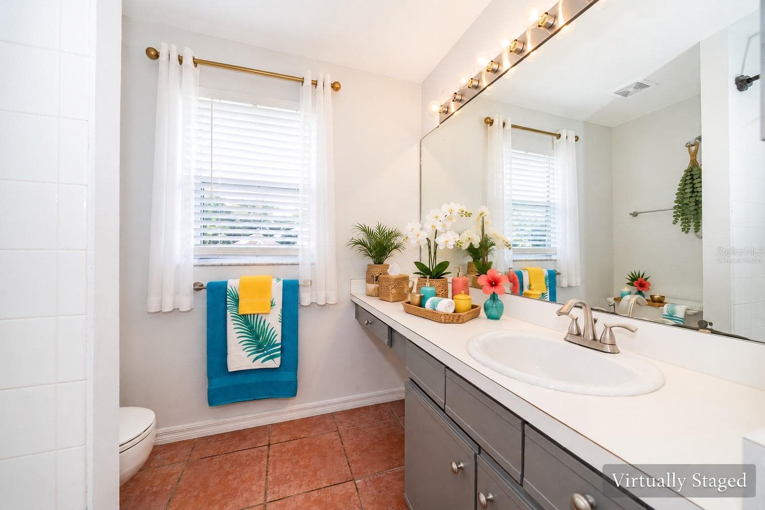 Virtually Staged Guest Bathroom - 696 REMINGTON OAK DR, LAKE MARY