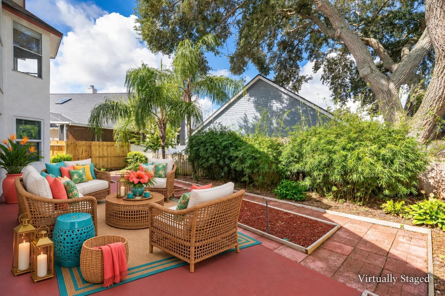 Virtually Staged Rear Yard & Lanai - 696 REMINGTON OAK DR, LAKE MARY
