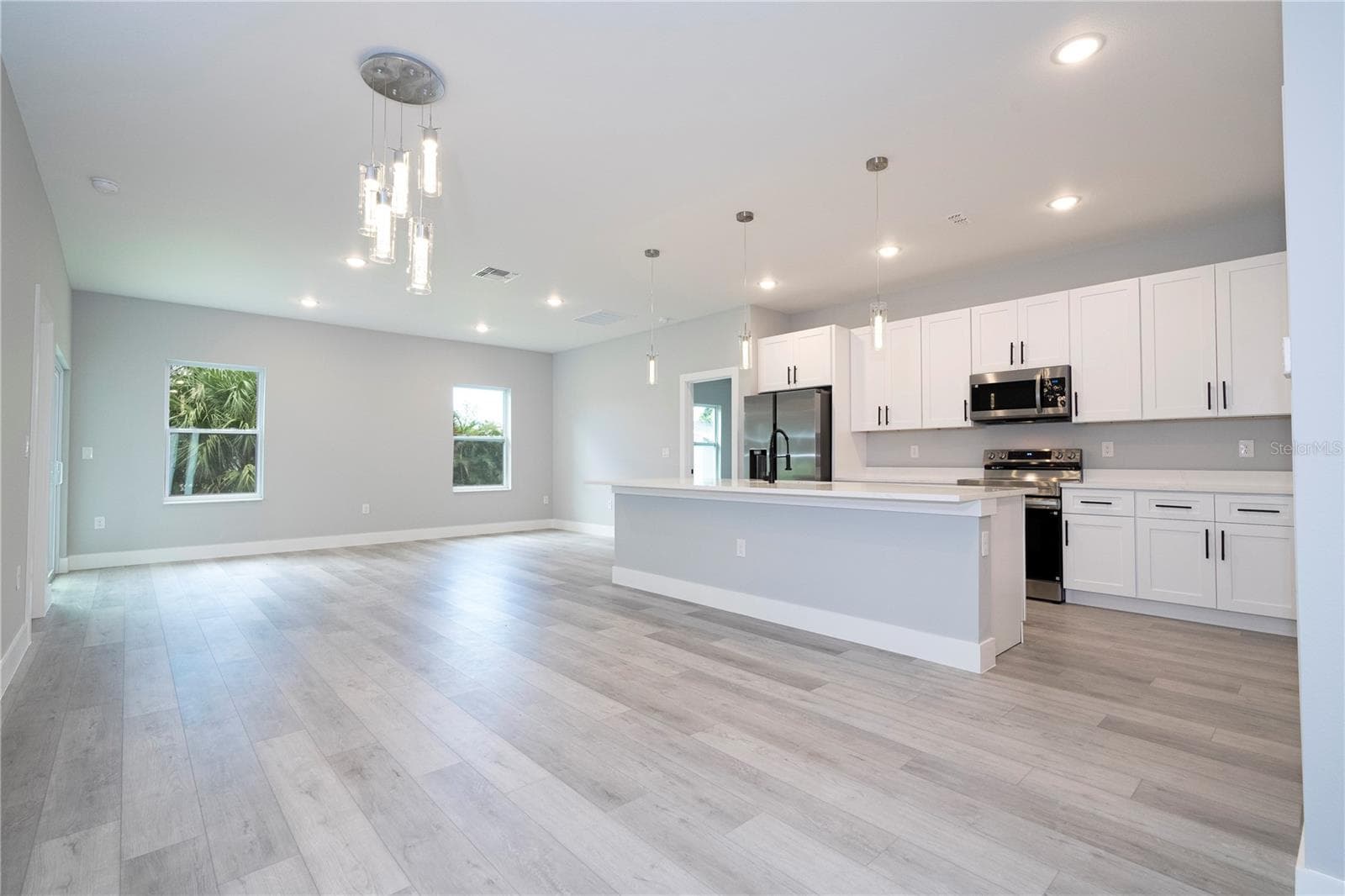 Single Family Residence at 23173 GLEN AVE, PORT CHARLOTTE, photo 35 of 62