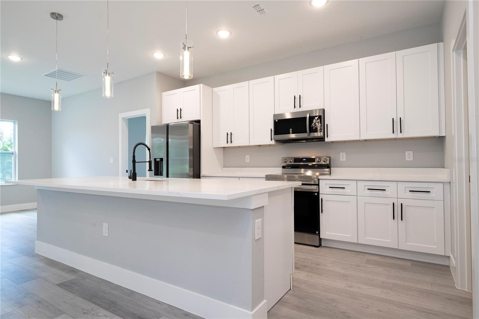 Single Family Residence at 23173 GLEN AVE, PORT CHARLOTTE, photo 36 of 62