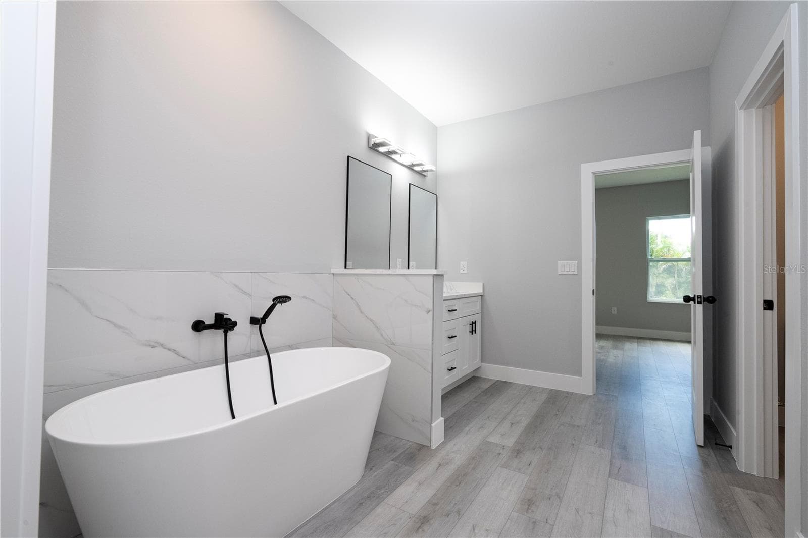Single Family Residence at 23173 GLEN AVE, PORT CHARLOTTE, photo 52 of 62