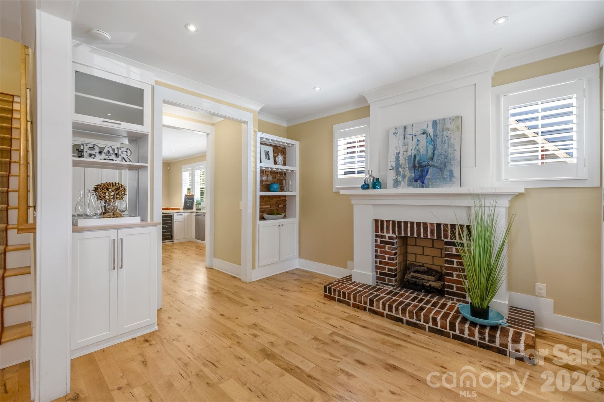 Single Family Residence at 323 Rensselaer Avenue, Charlotte, photo 14 of 37