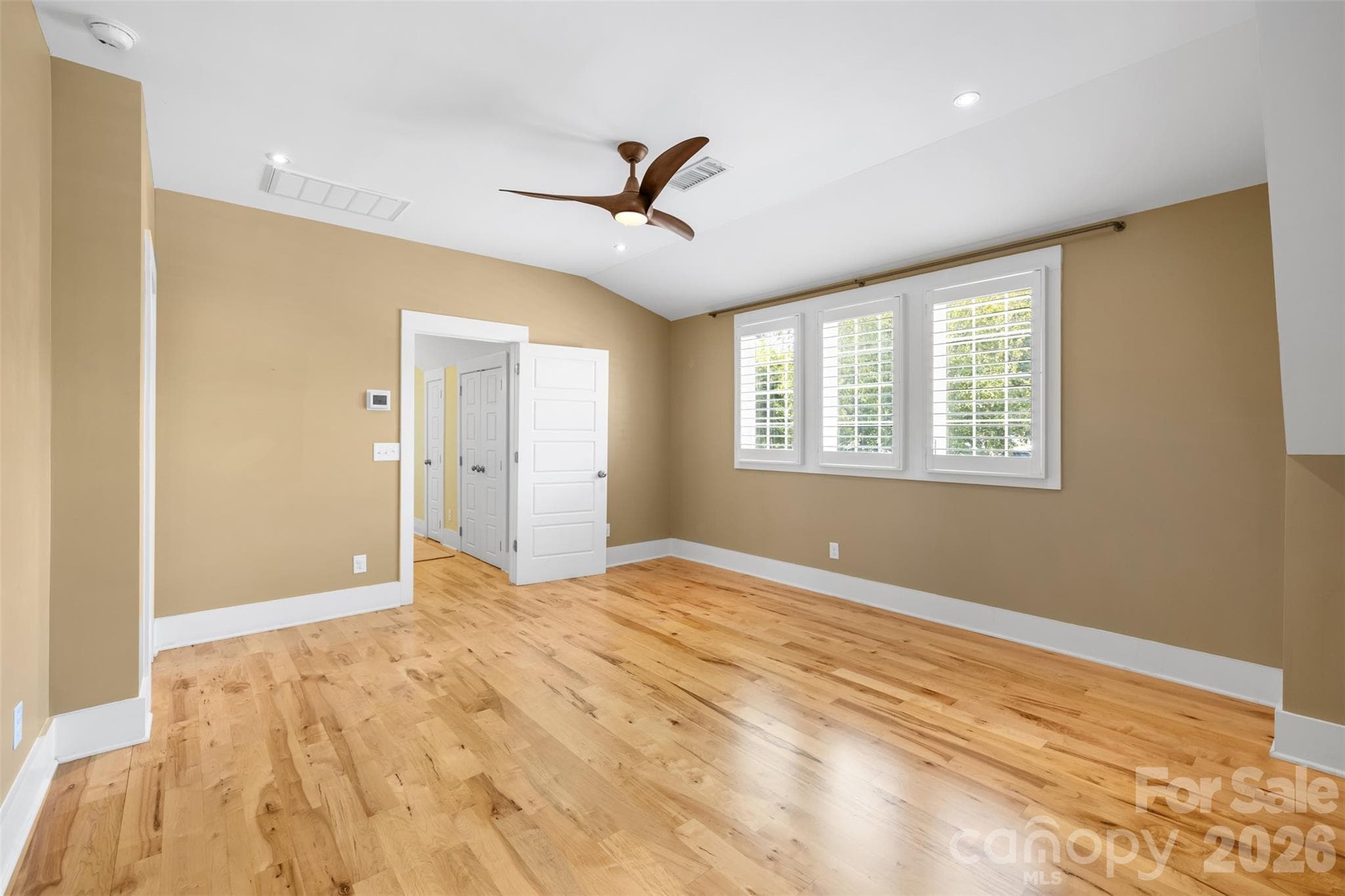 Single Family Residence at 323 Rensselaer Avenue, Charlotte, photo 20 of 37