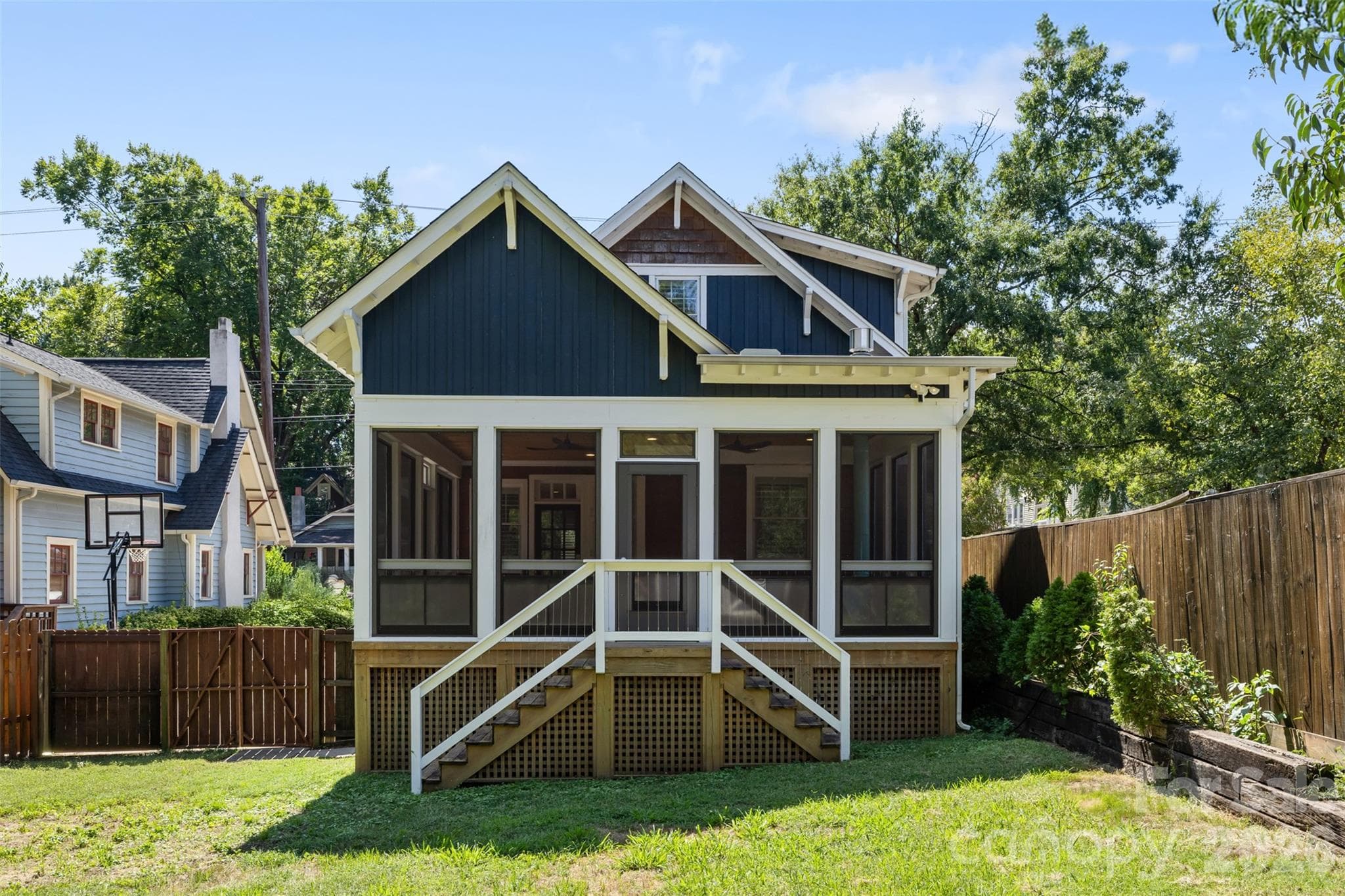 Single Family Residence at 323 Rensselaer Avenue, Charlotte, photo 32 of 37