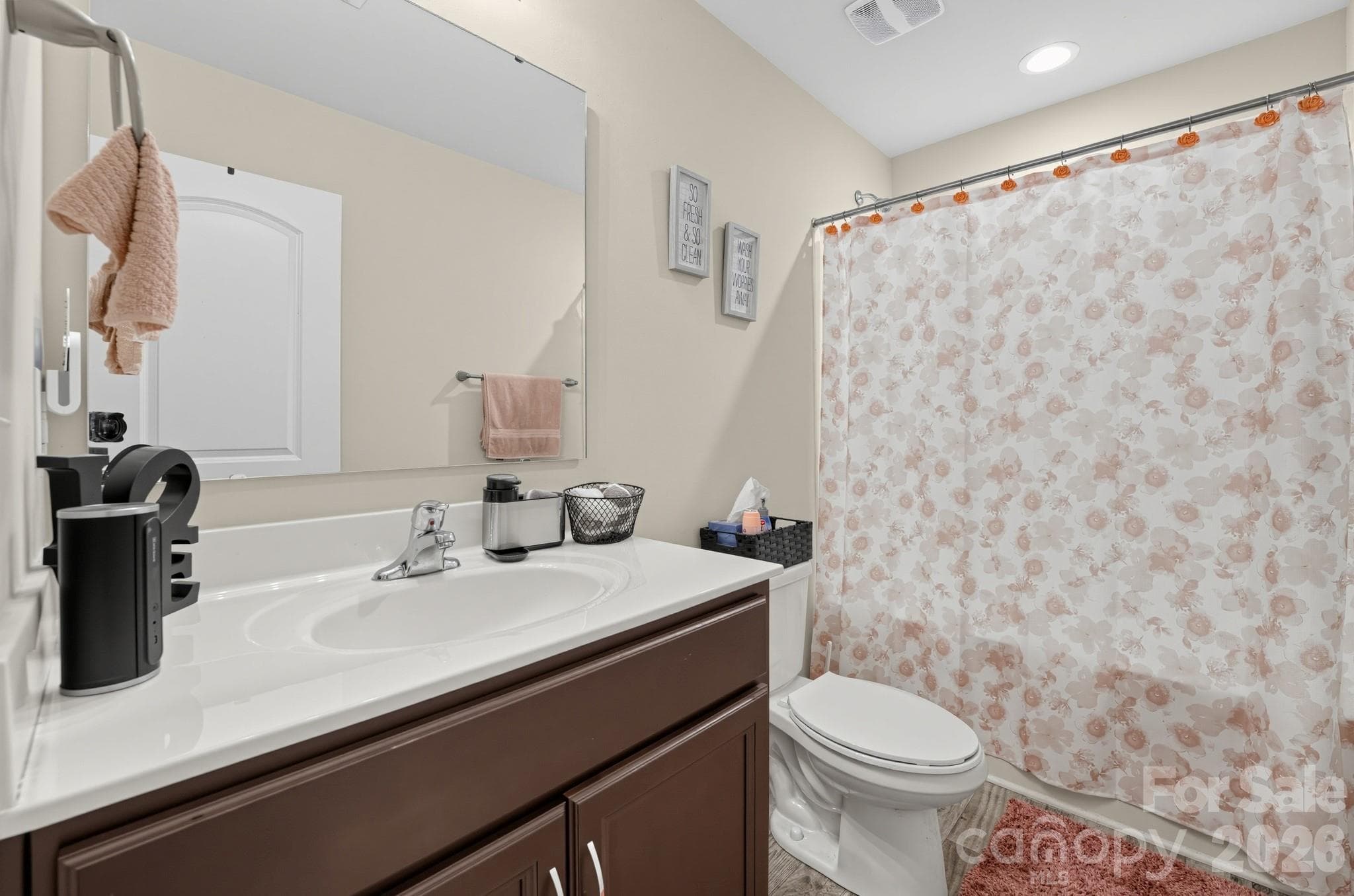Single Family Residence at 1326 Old Still Street, Lancaster, photo 26 of 33