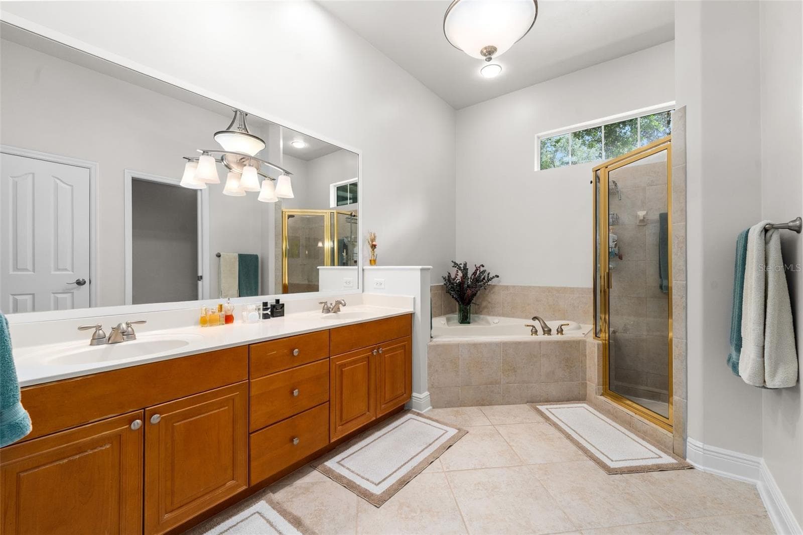 Primary Bath - 9341 SW 33RD RD, GAINESVILLE