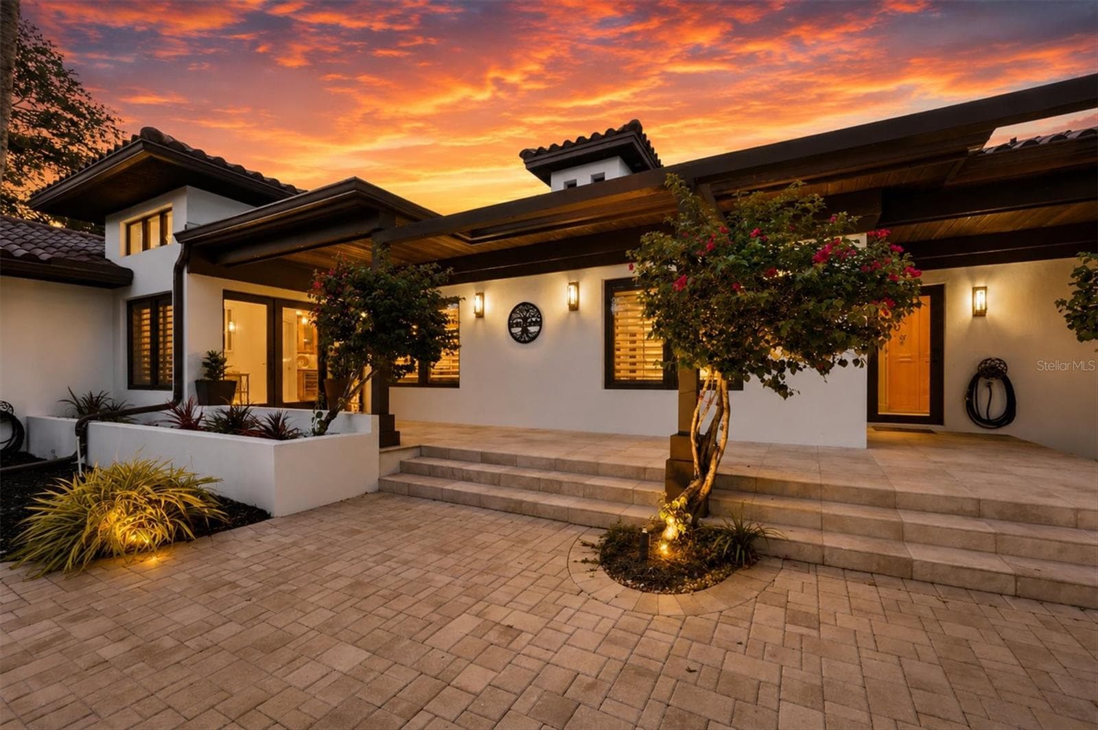 Single Family Residence at 829 IDLEWILD WAY, SARASOTA, photo 9 of 90
