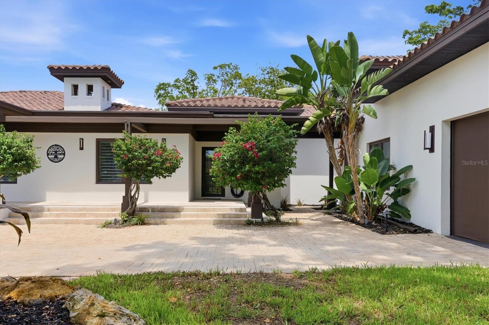 Single Family Residence at 829 IDLEWILD WAY, SARASOTA, photo 10 of 90