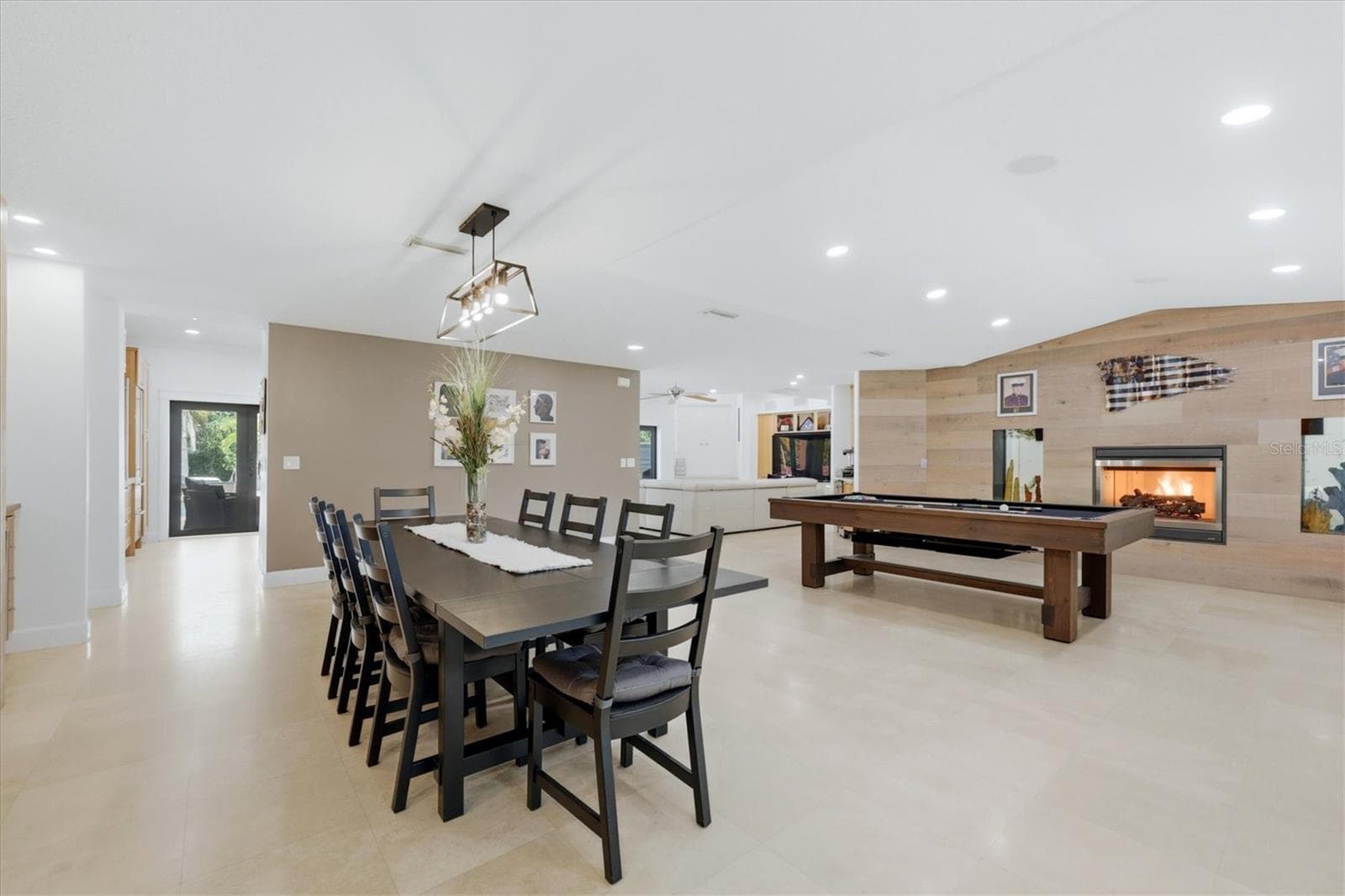 Virtual Fire - 829 IDLEWILD WAY, SARASOTA