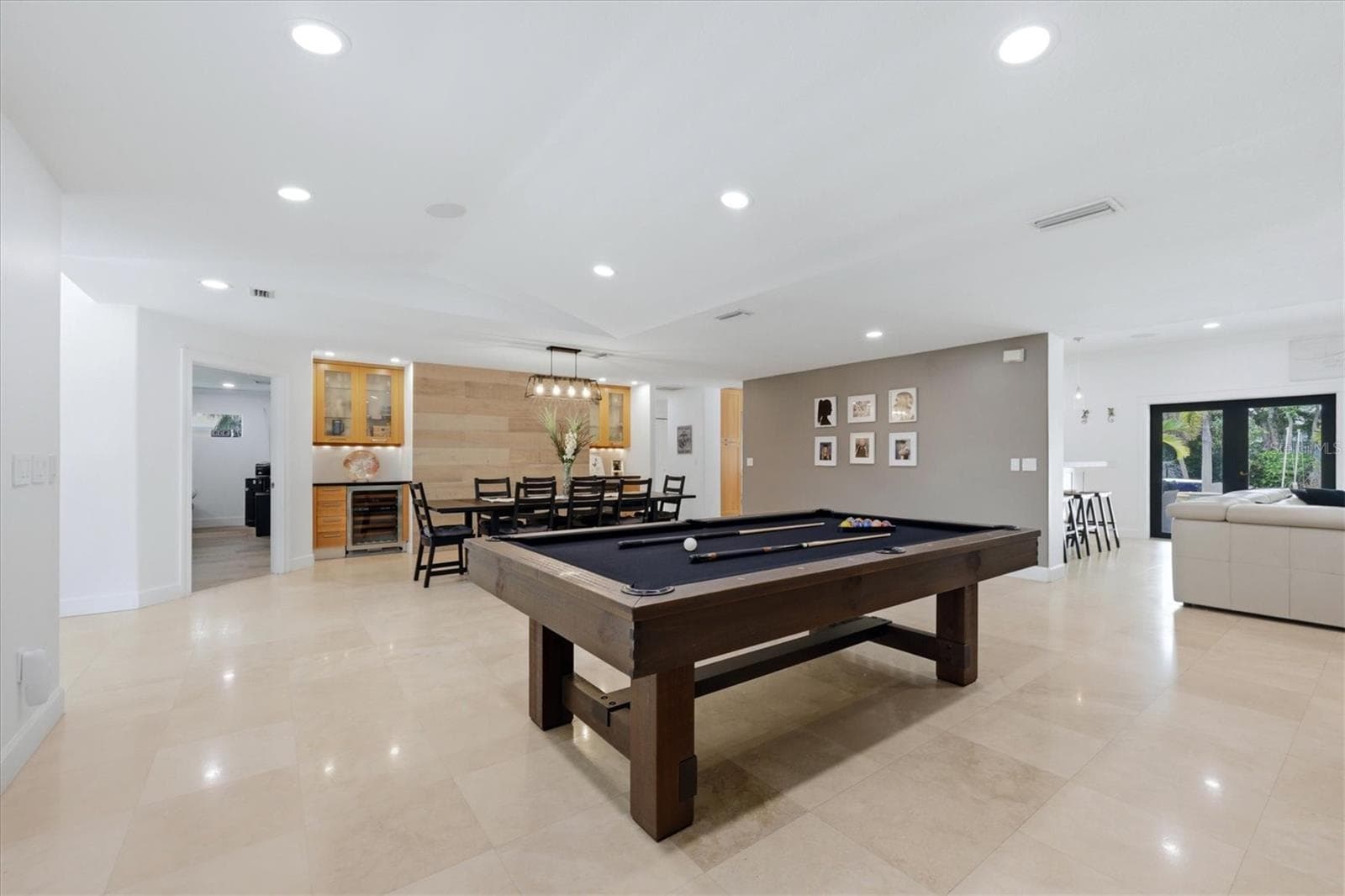 Single Family Residence at 829 IDLEWILD WAY, SARASOTA, photo 17 of 90