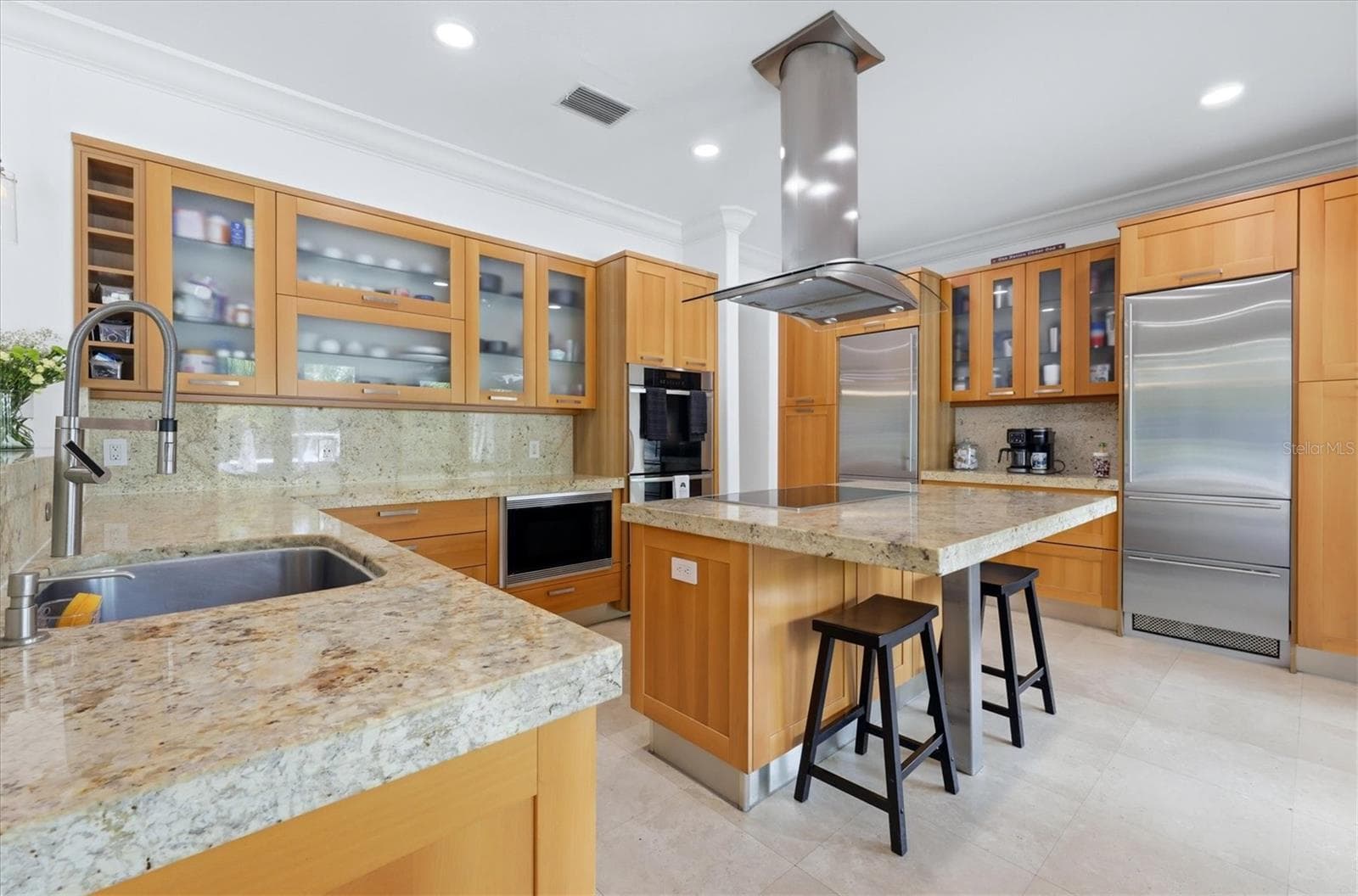 Single Family Residence at 829 IDLEWILD WAY, SARASOTA, photo 23 of 90
