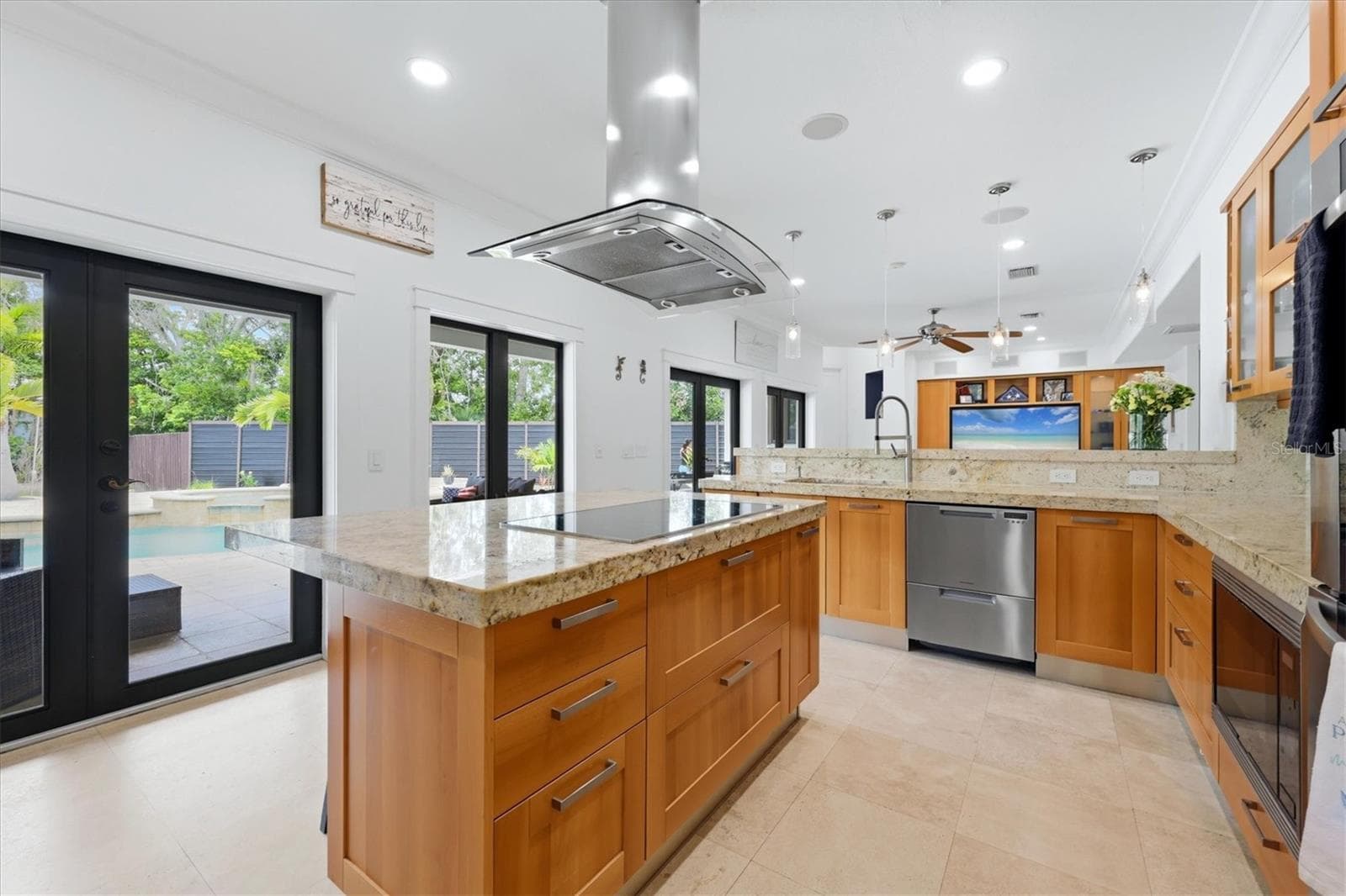 Single Family Residence at 829 IDLEWILD WAY, SARASOTA, photo 27 of 90