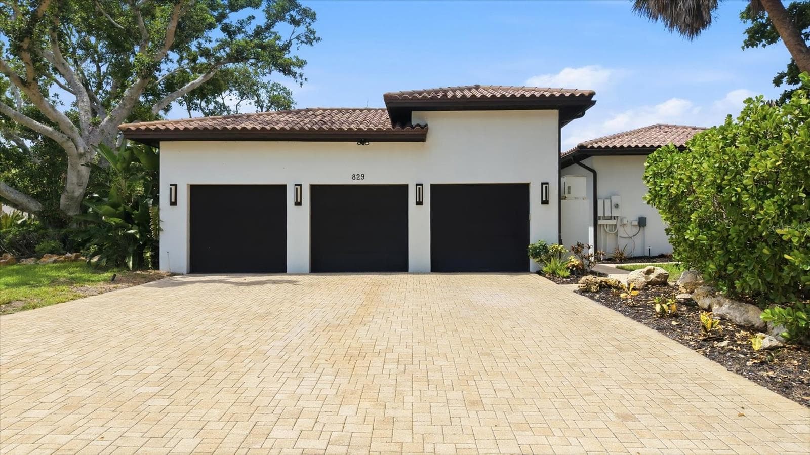 Single Family Residence at 829 IDLEWILD WAY, SARASOTA, photo 50 of 90