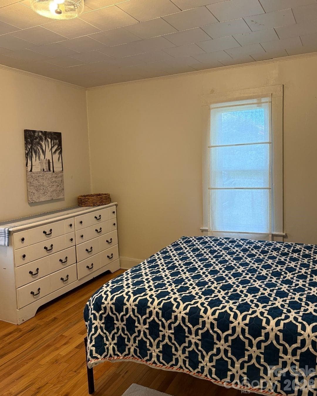 Single Family Residence at 612 24th Street SW, Hickory, photo 5 of 15
