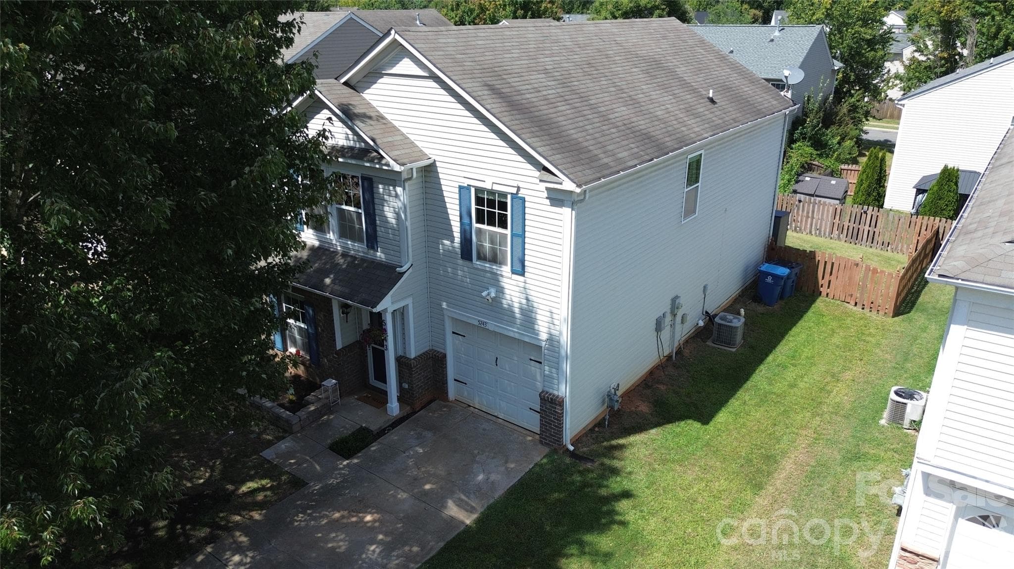 Single Family Residence at 5243 Swearngan Road, Charlotte, photo 2 of 25
