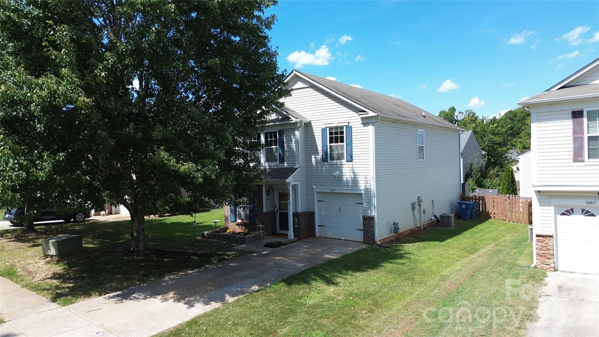 Single Family Residence at 5243 Swearngan Road, Charlotte, photo 5 of 25
