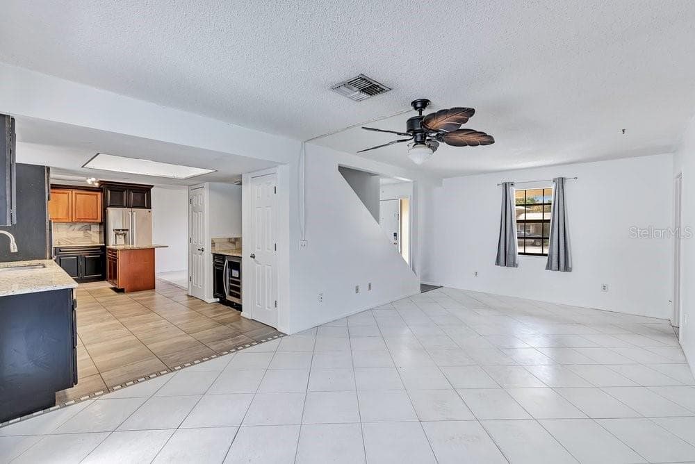 Single Family Residence at 7517 QUAIL RUN CT, ORLANDO, photo 12 of 34