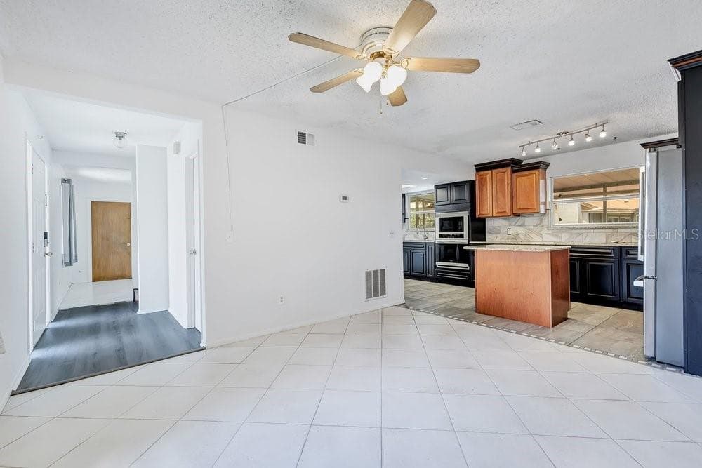 Single Family Residence at 7517 QUAIL RUN CT, ORLANDO, photo 15 of 34
