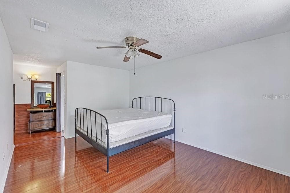 Single Family Residence at 7517 QUAIL RUN CT, ORLANDO, photo 17 of 34