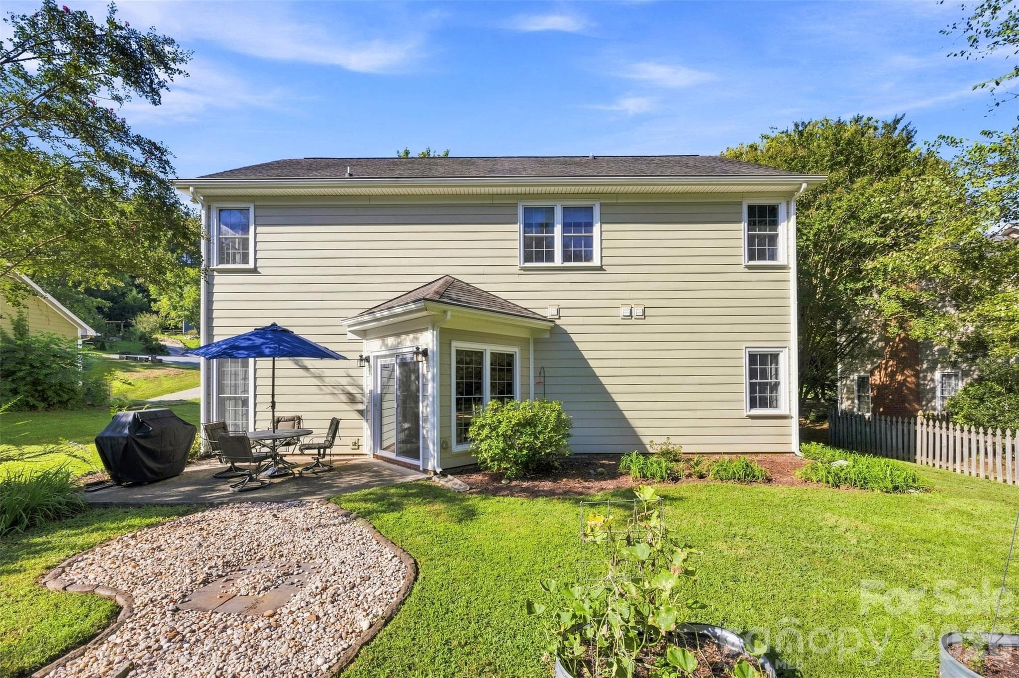 Serene backyard. - 2112 Long Ridge Lane, Charlotte