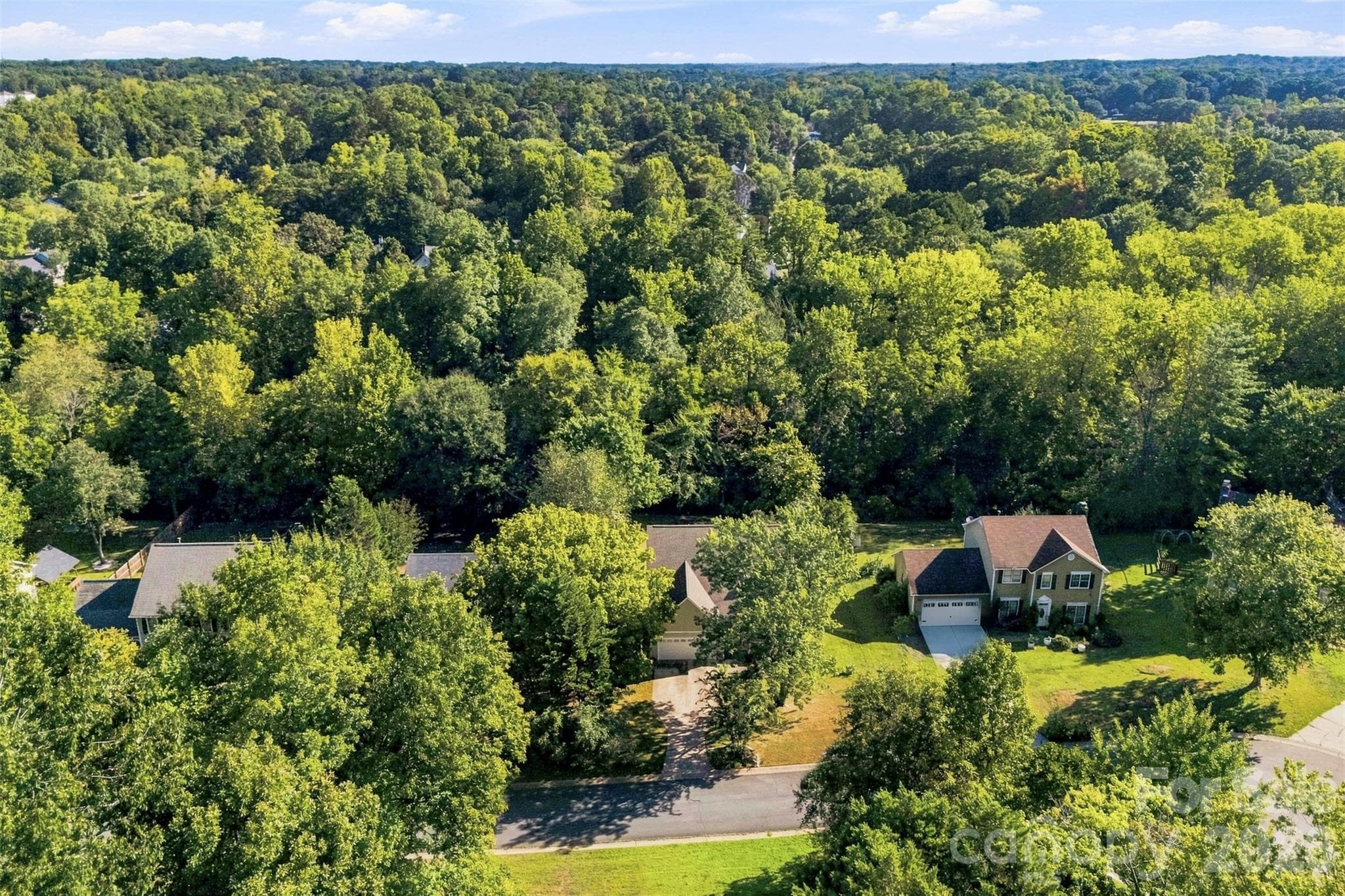 Country living in the city - 2112 Long Ridge Lane, Charlotte