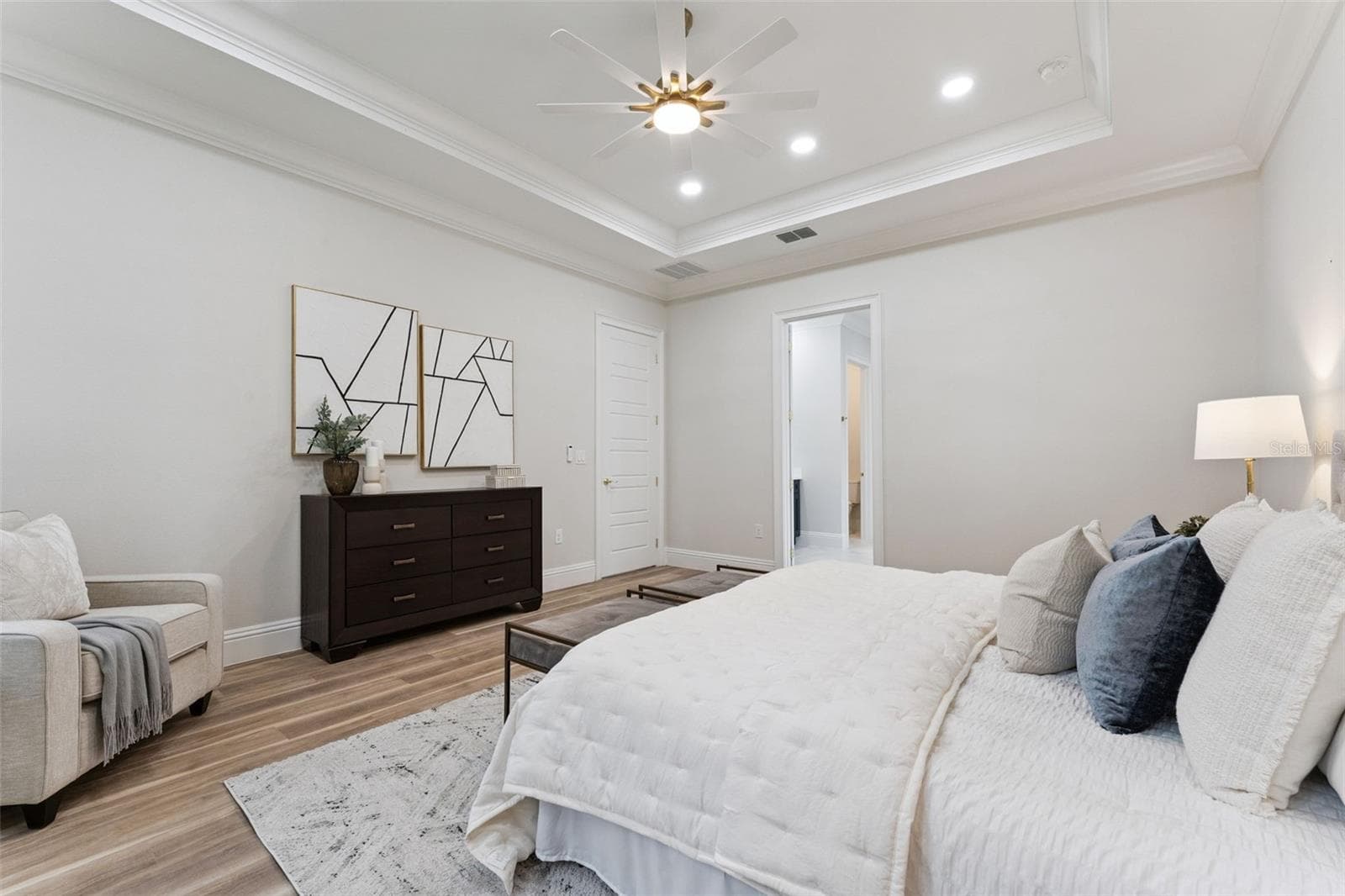 Master Suite Tray Ceilings - 1614 JEANETTE ST, APOPKA