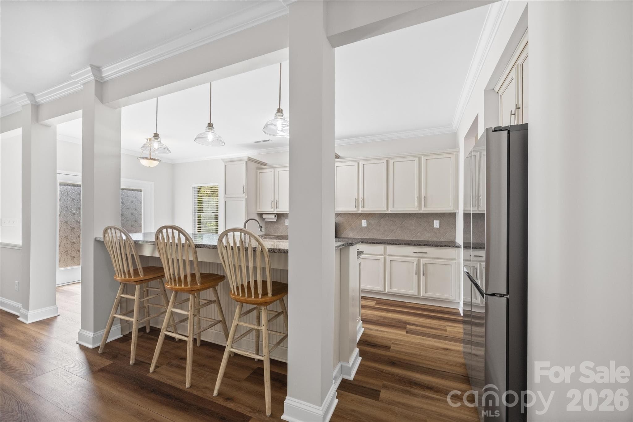 Single Family Residence at 15229 Windward Lane, Lancaster, photo 7 of 47