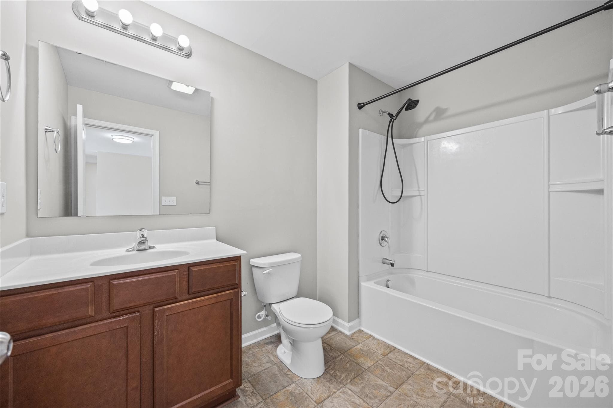 Single Family Residence at 15229 Windward Lane, Lancaster, photo 19 of 47